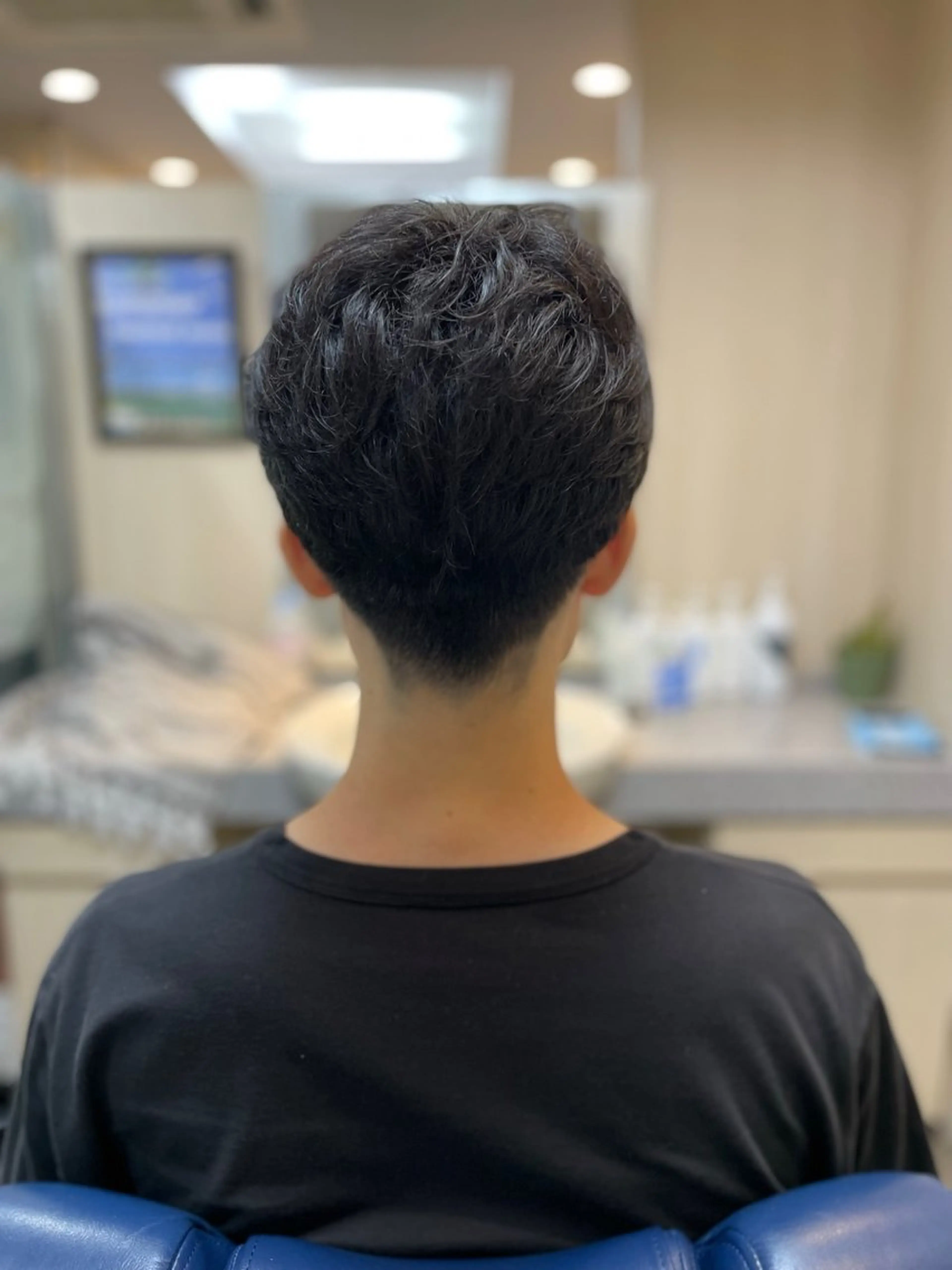 ミディアム 奥山岳冬 おくやま たかとのヘアスタイル