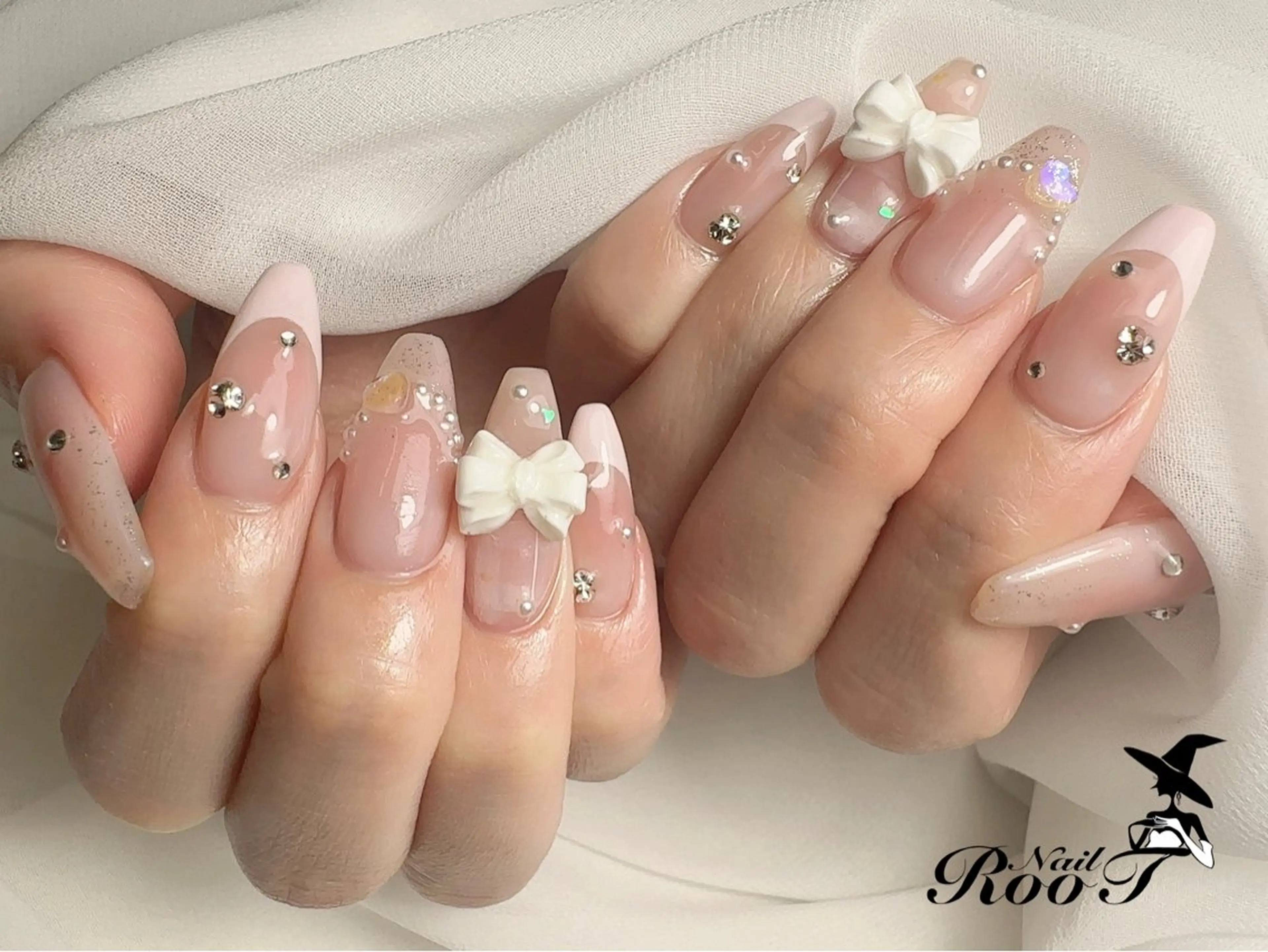 ネイル フレンチネイル ハンドネイル RooT Nailのネイルデザイン
