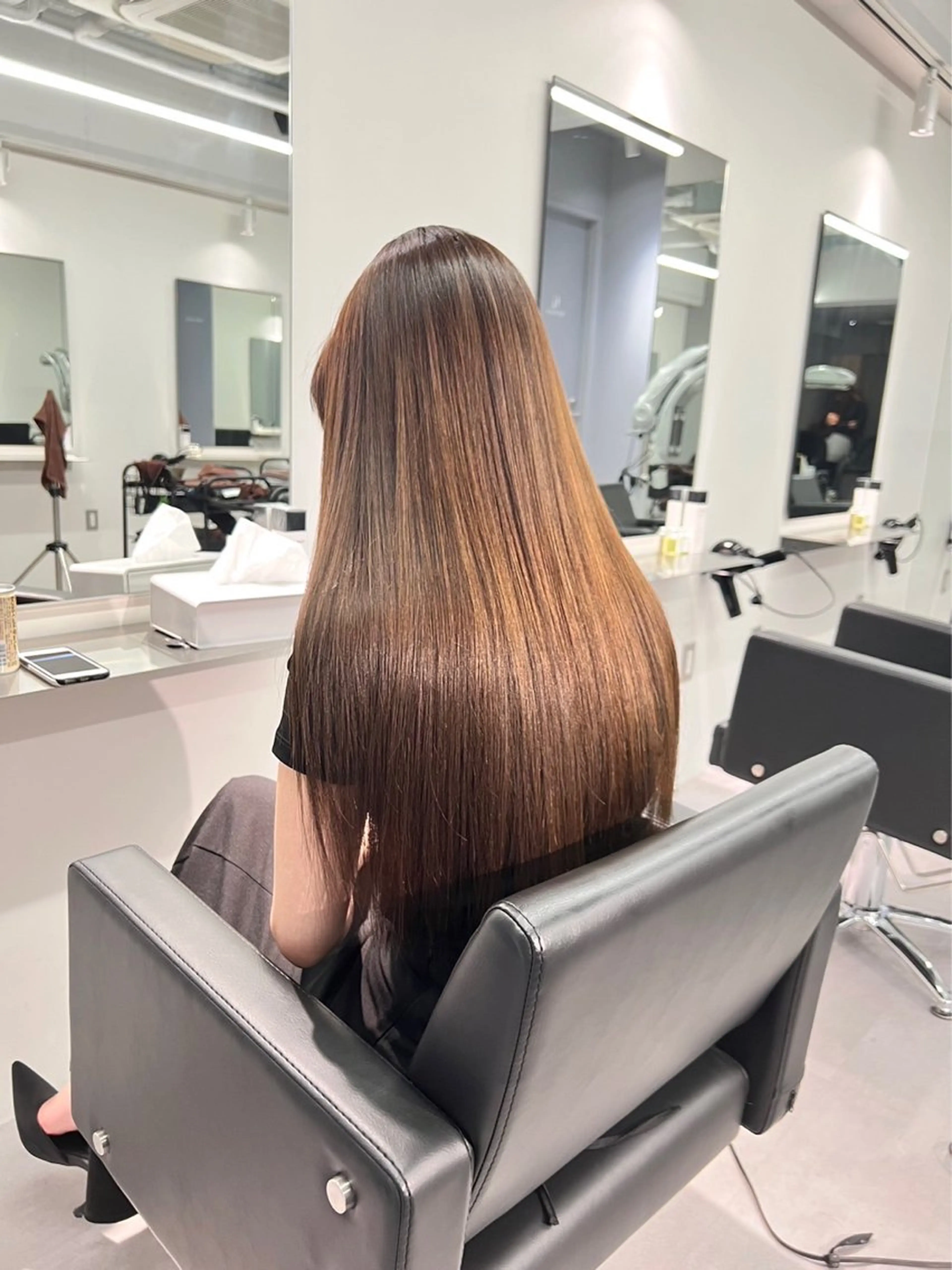 ロング カラー ヘアカラー 里帆 CREAMのヘアスタイル