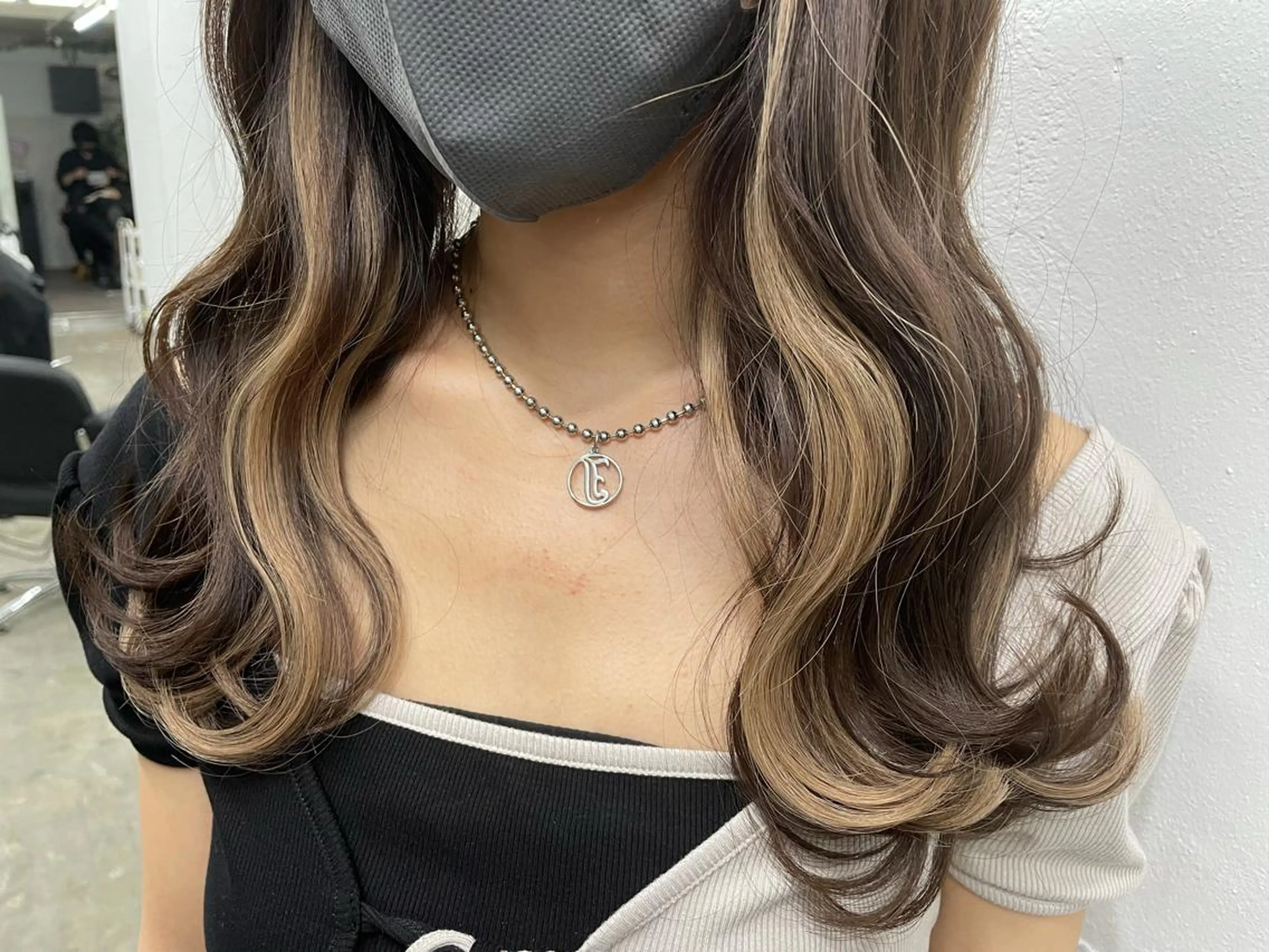 セミロング カラー シールエクステ バレイヤージュ ミストバング ダブルカラー  フェイスフレーミング ヘアカラー エクステ 🧡艶髪ちゅるん髪 🫧🧡YUKI❄️のヘアスタイル