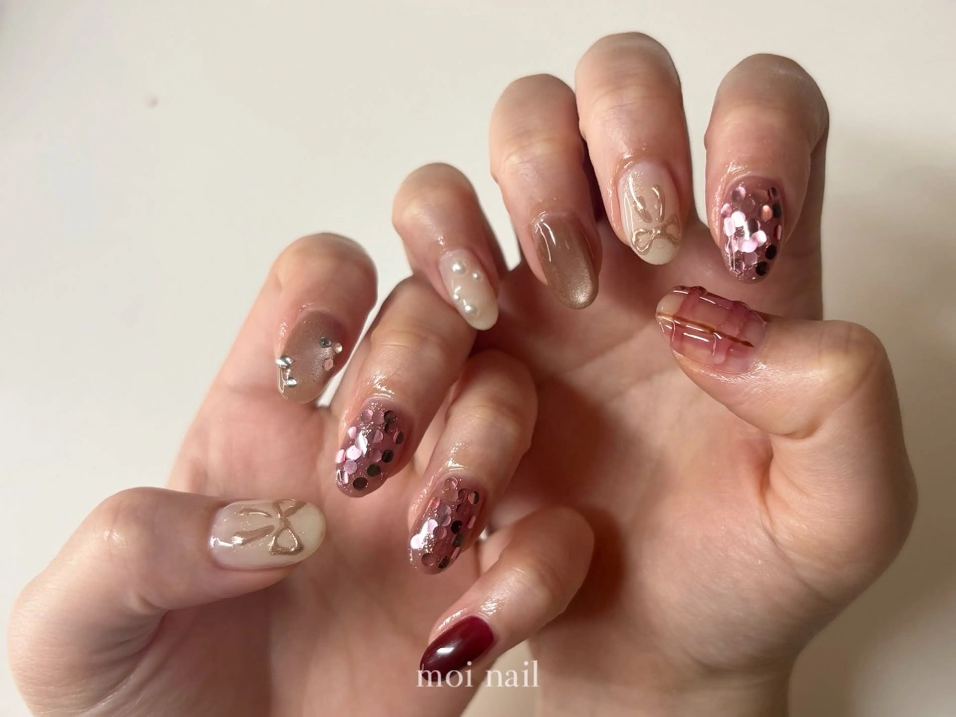 ネイル moi nail ˙⋆.˚のネイルデザイン