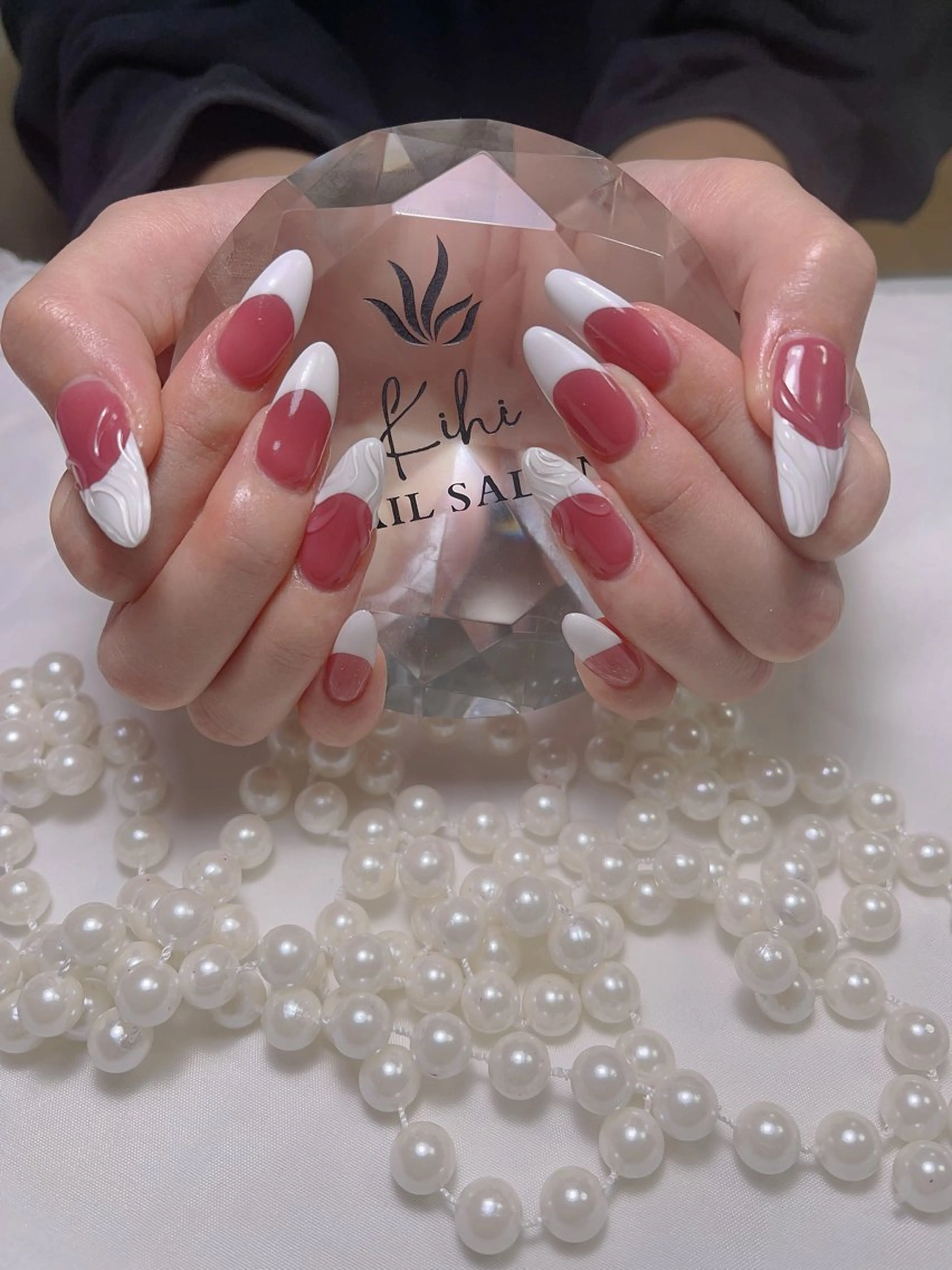 【ジェルネイル付き替え無料】フレンチネイル 【5種類フレンチ】 (ベース色1色付き)の写真