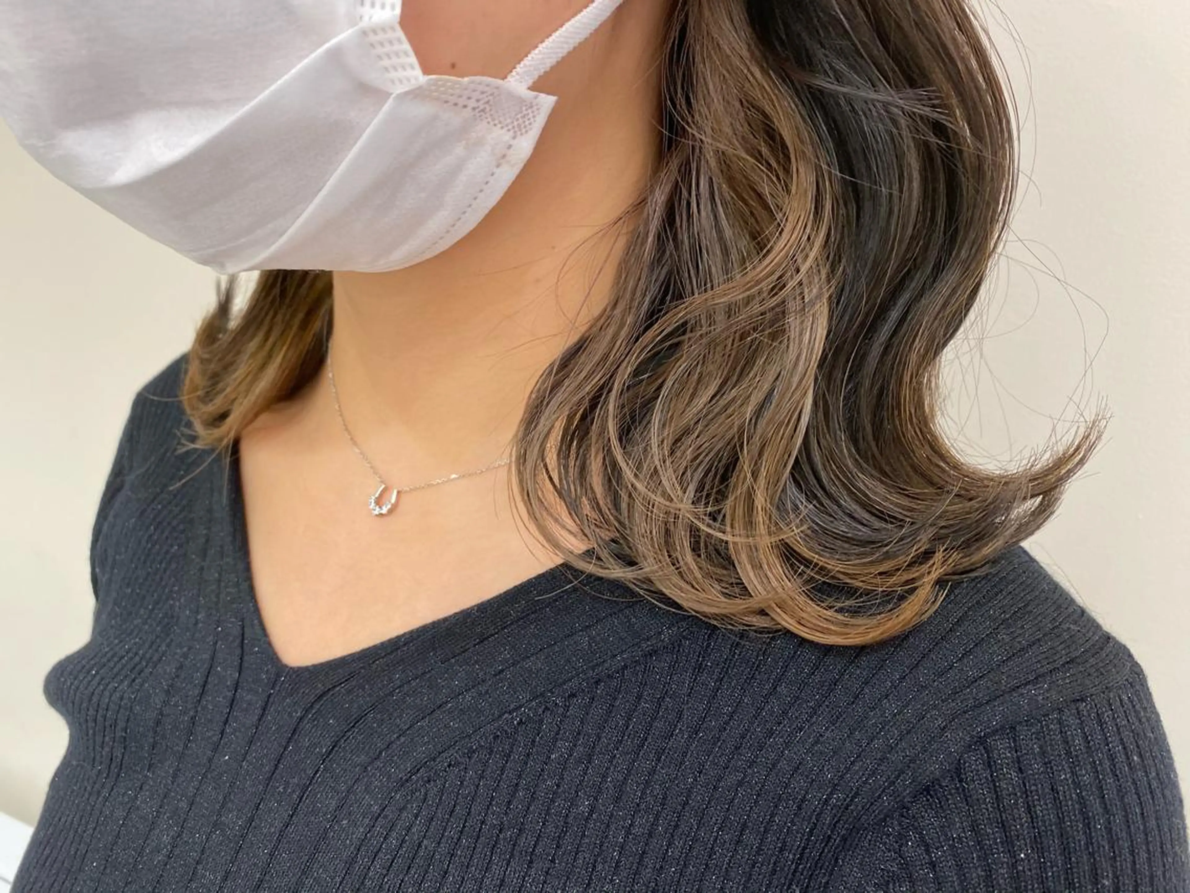 ミディアム カラー ヘアアレンジ 韓国レイヤー🖤🤍 /うえのゆずのヘアスタイル