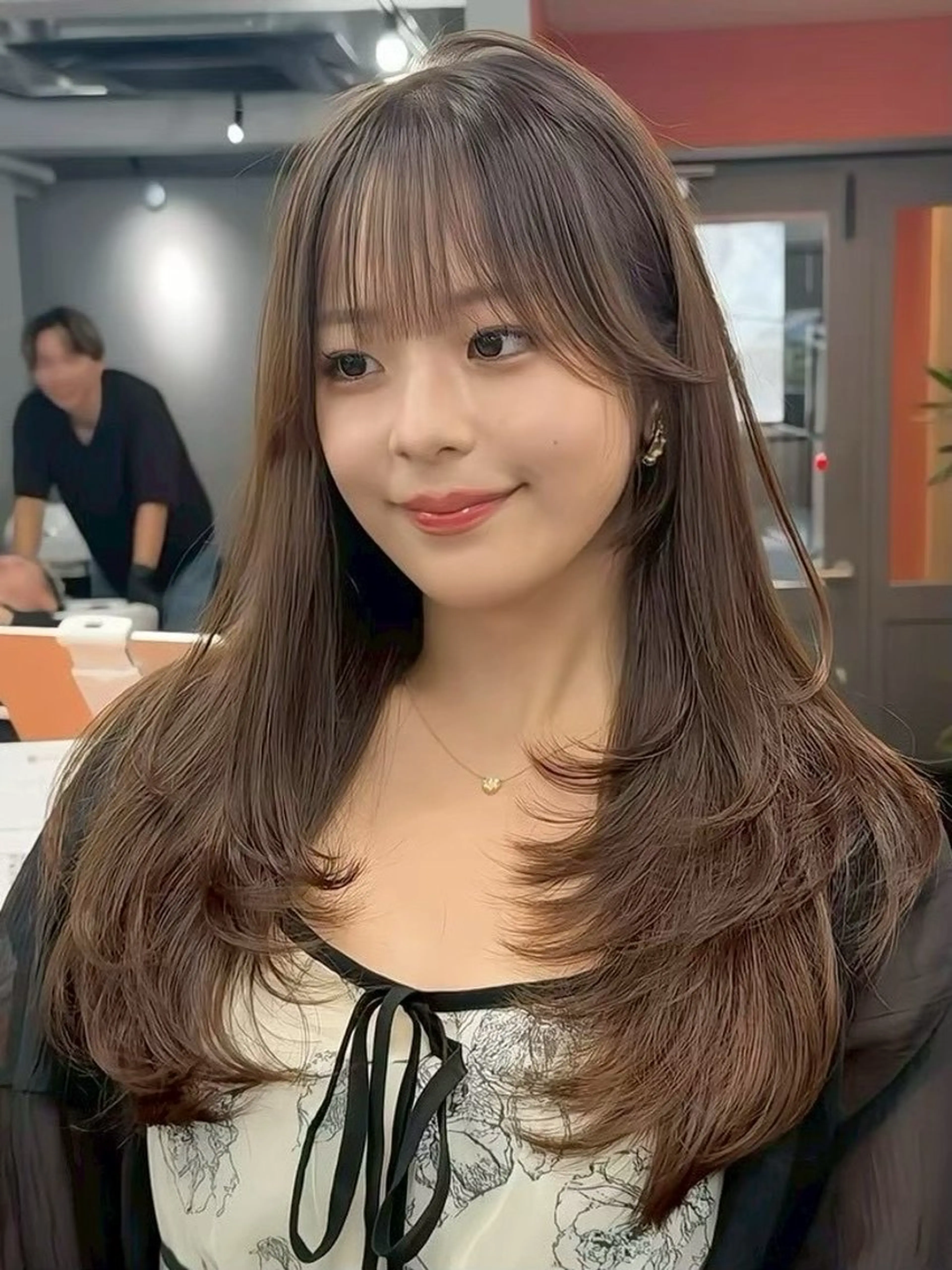ロング カラー ベージュカラー ブリーチ ブラウンカラー カシス ショコラブラウン カット ヘアカラー 倉辻 香奈子のヘアスタイル