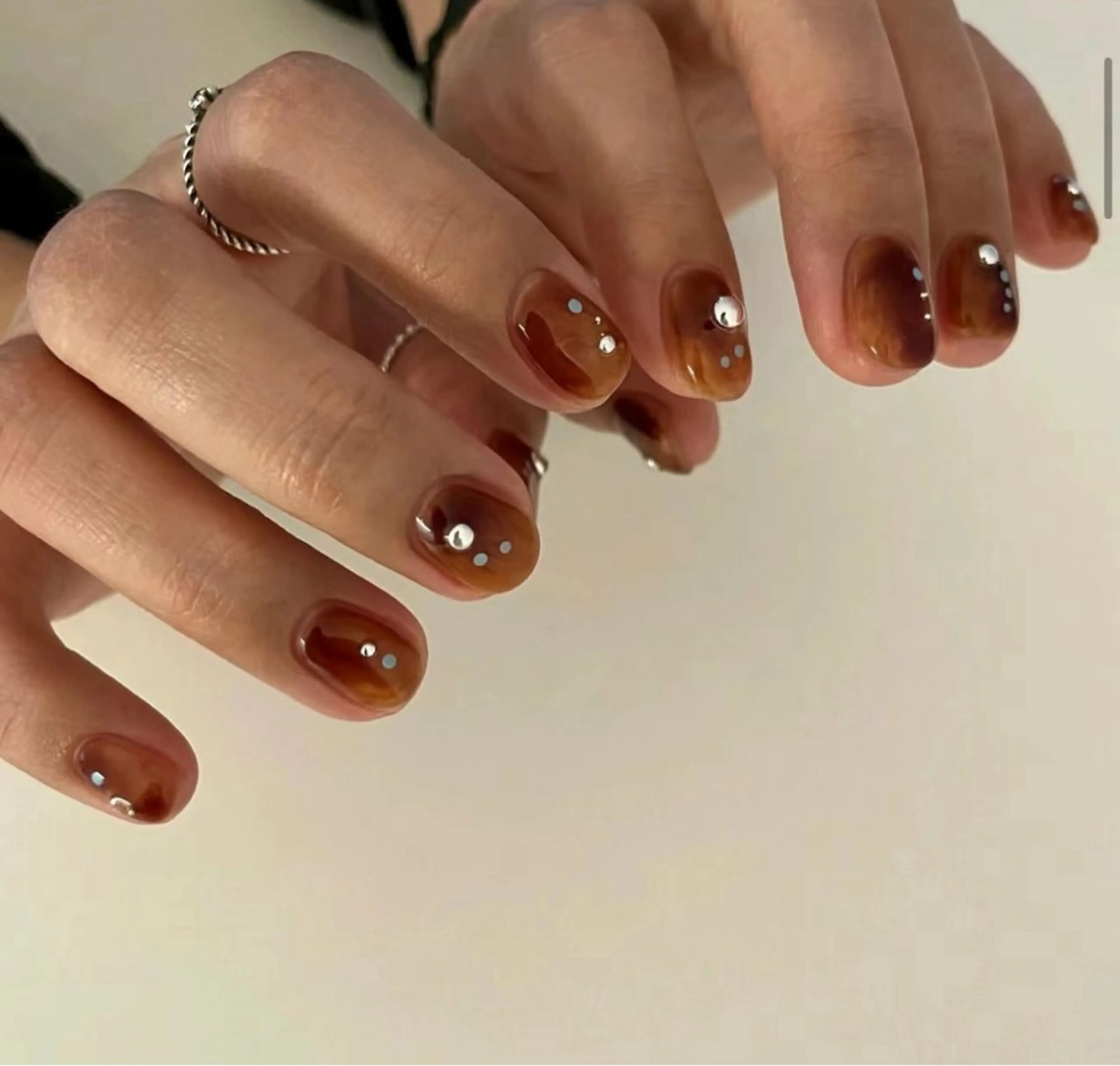 ショート めぐみのネイルサロン スタッフ練習のネイルデザイン