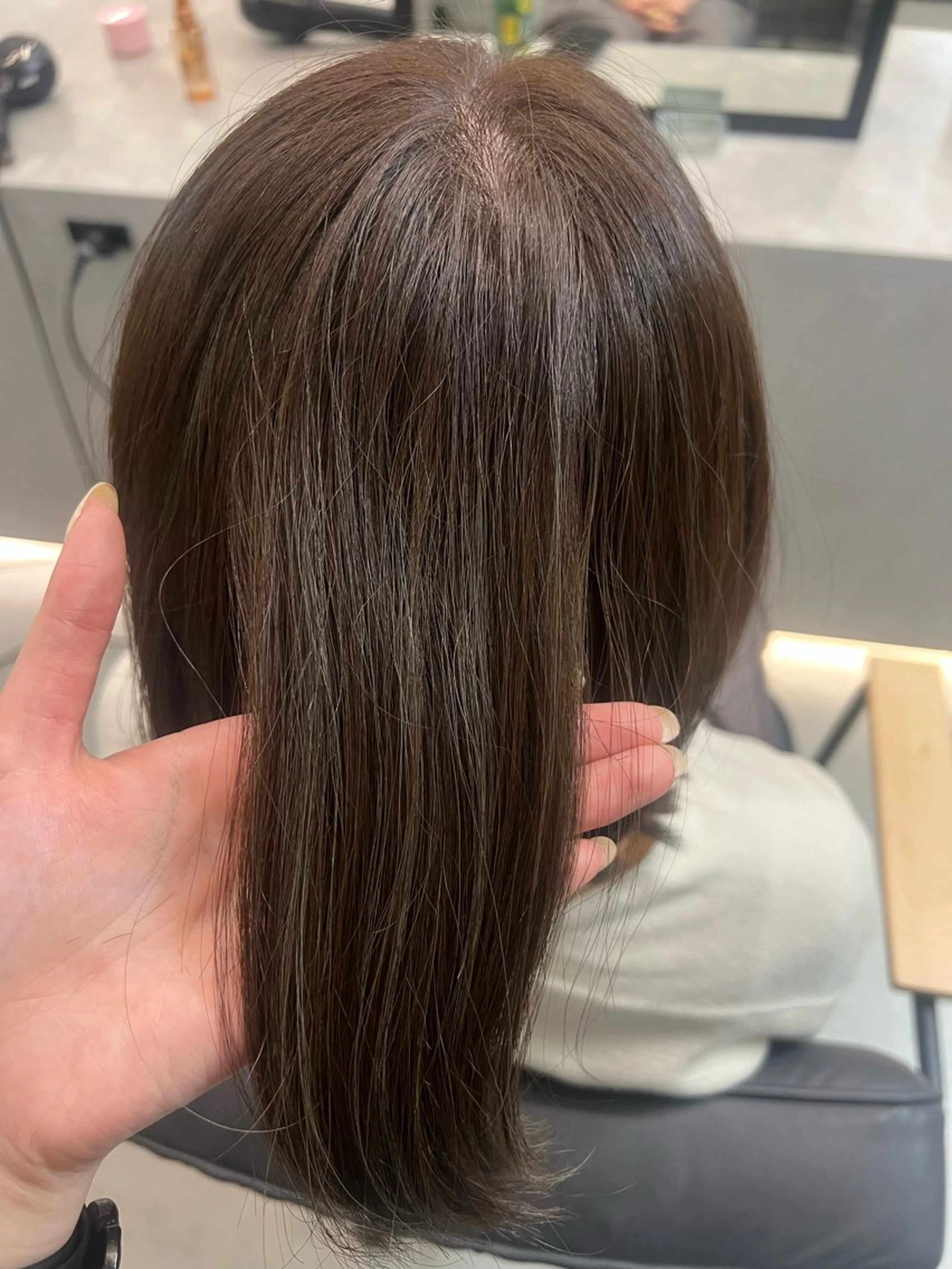 カラー グレージュ オリーブグレージュ オリーブグレー 韓国レイヤー/髪質 改善/RIRIKOのヘアスタイル