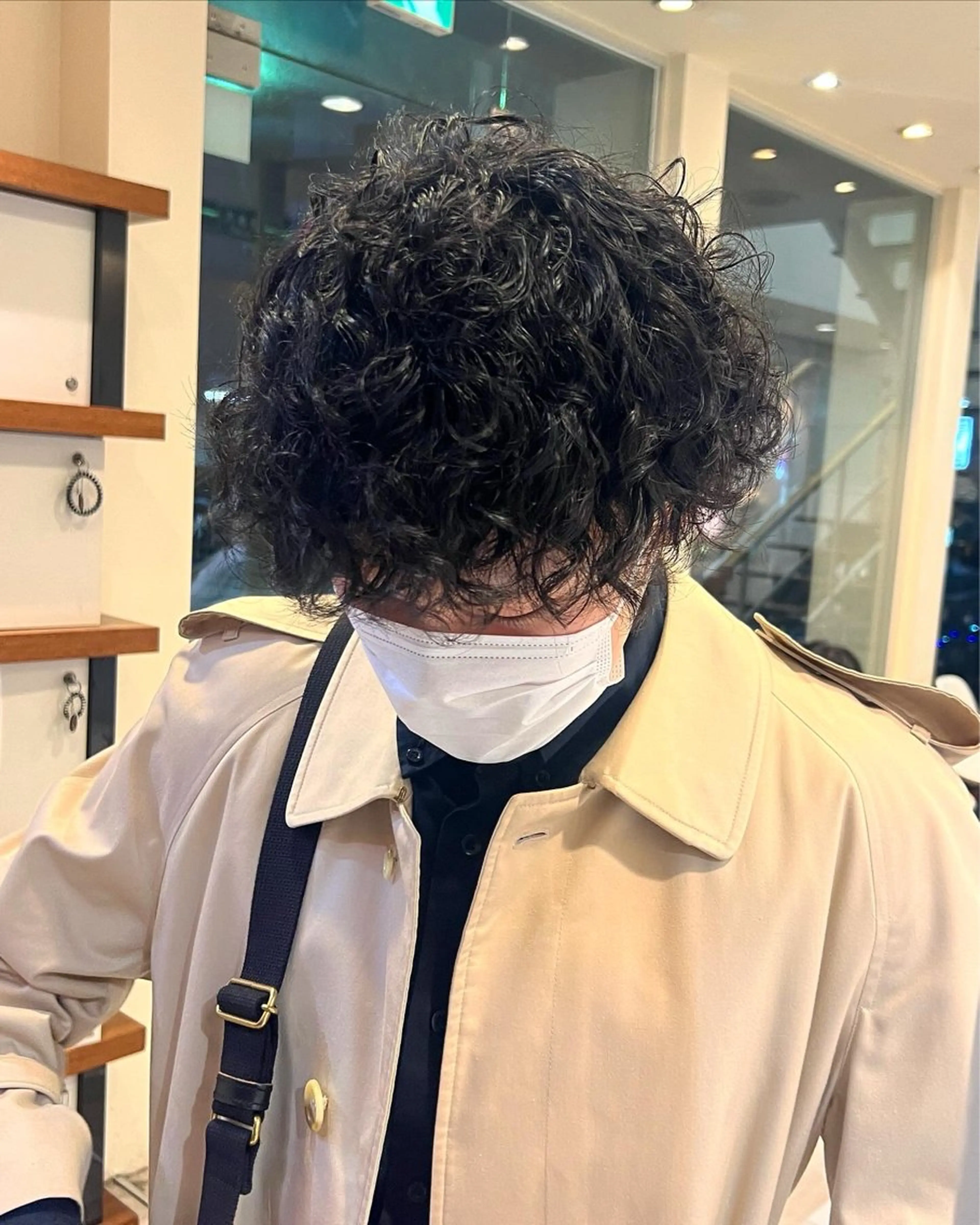 ミディアム パーマ メンズ カット パーマ Ore🫧タナカマヤ /柔らかい質感カラーのヘアスタイル