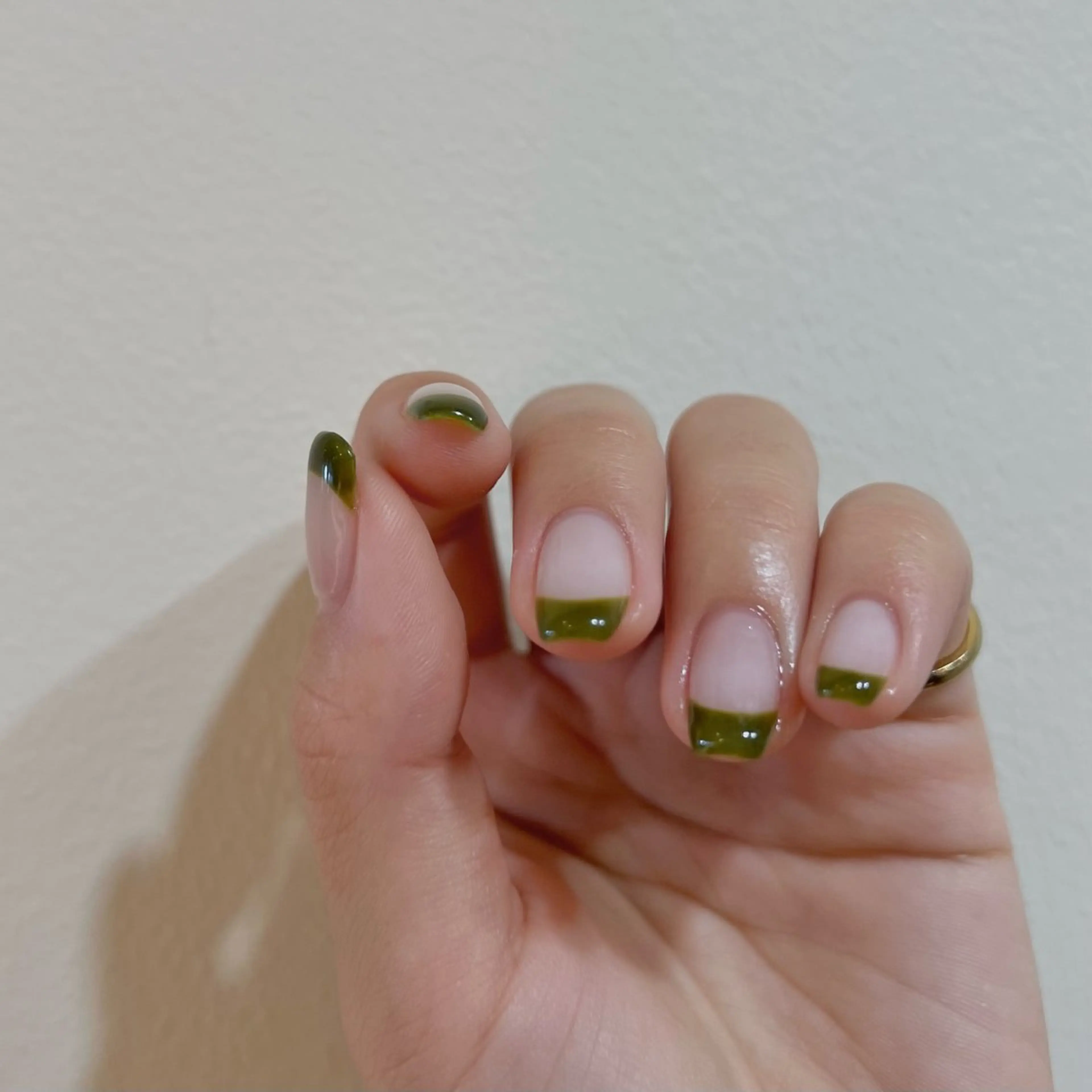 【オフなし】French nail (para gel使用)の写真