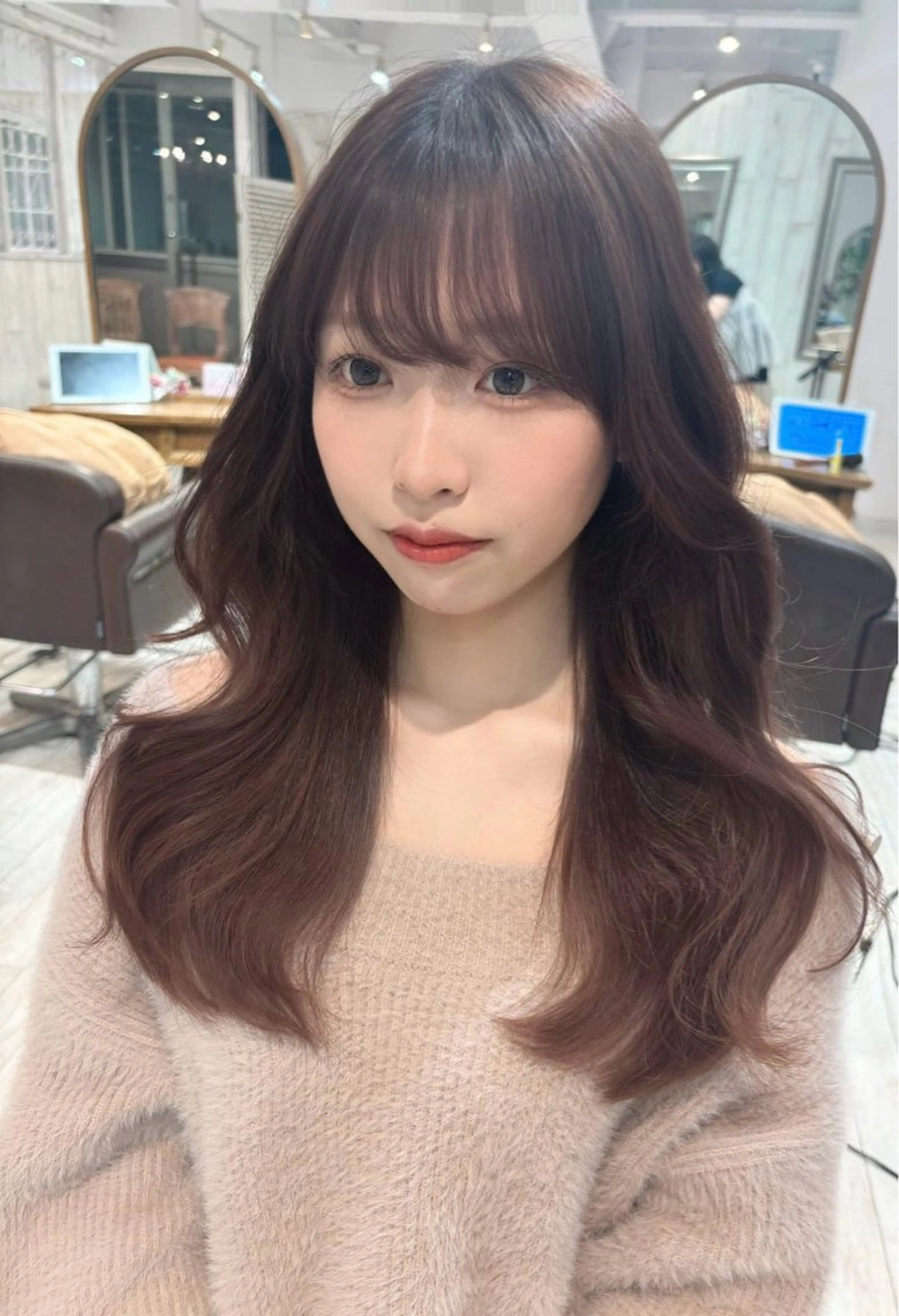 ロング 韓国風ヘア レイヤーカット レイヤーカット/ 透明感カラー🤍楓のヘアスタイル