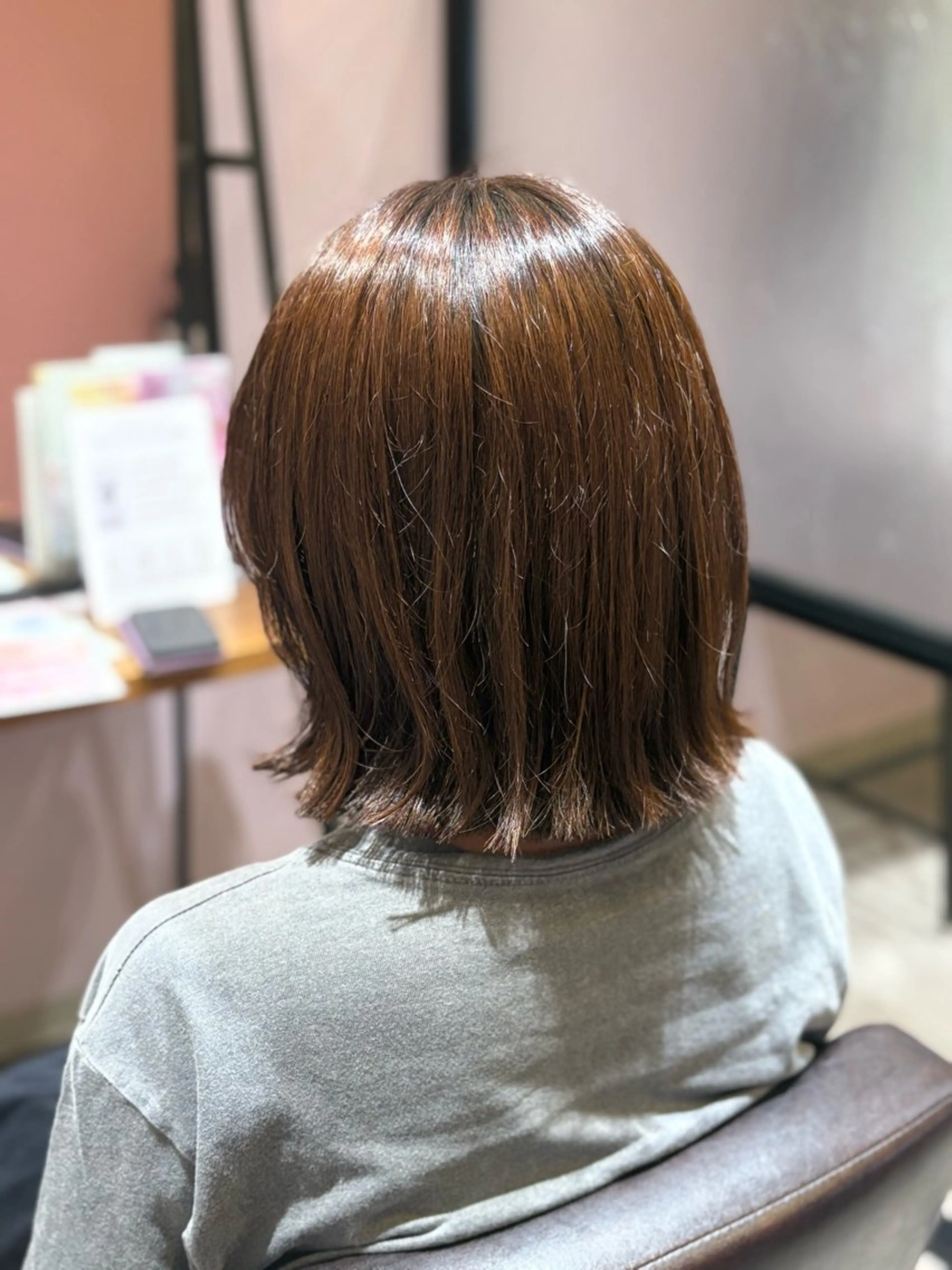 ミディアム 作野 潮織のヘアスタイル