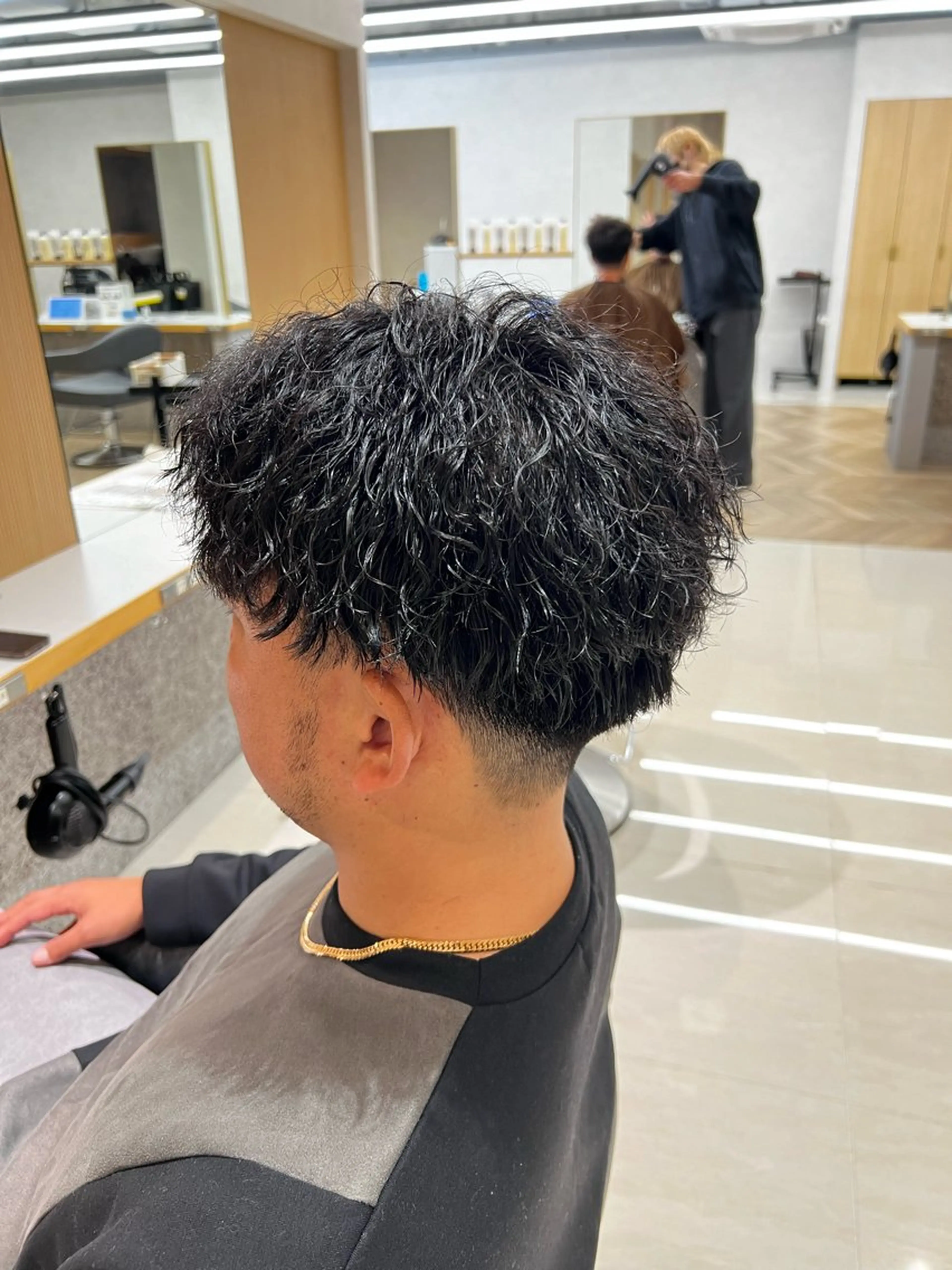 ショート パーマ メンズ カット パーマ トリートメント ヘアセット 🏅メンズ特化 ヤマクラ　タイキのヘアスタイル