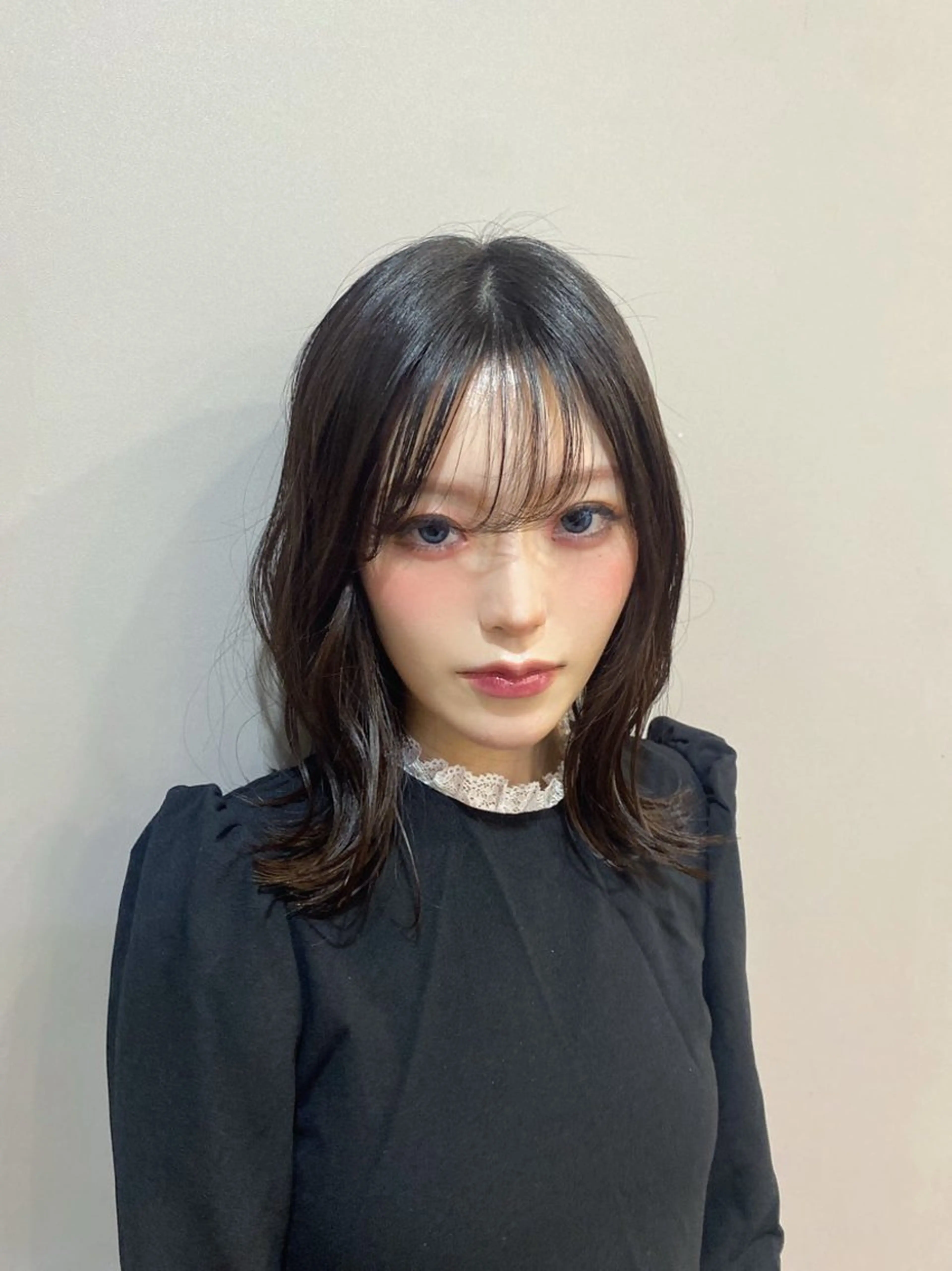 ミディアム レイヤー/透けカラー ✨KANAのヘアスタイル