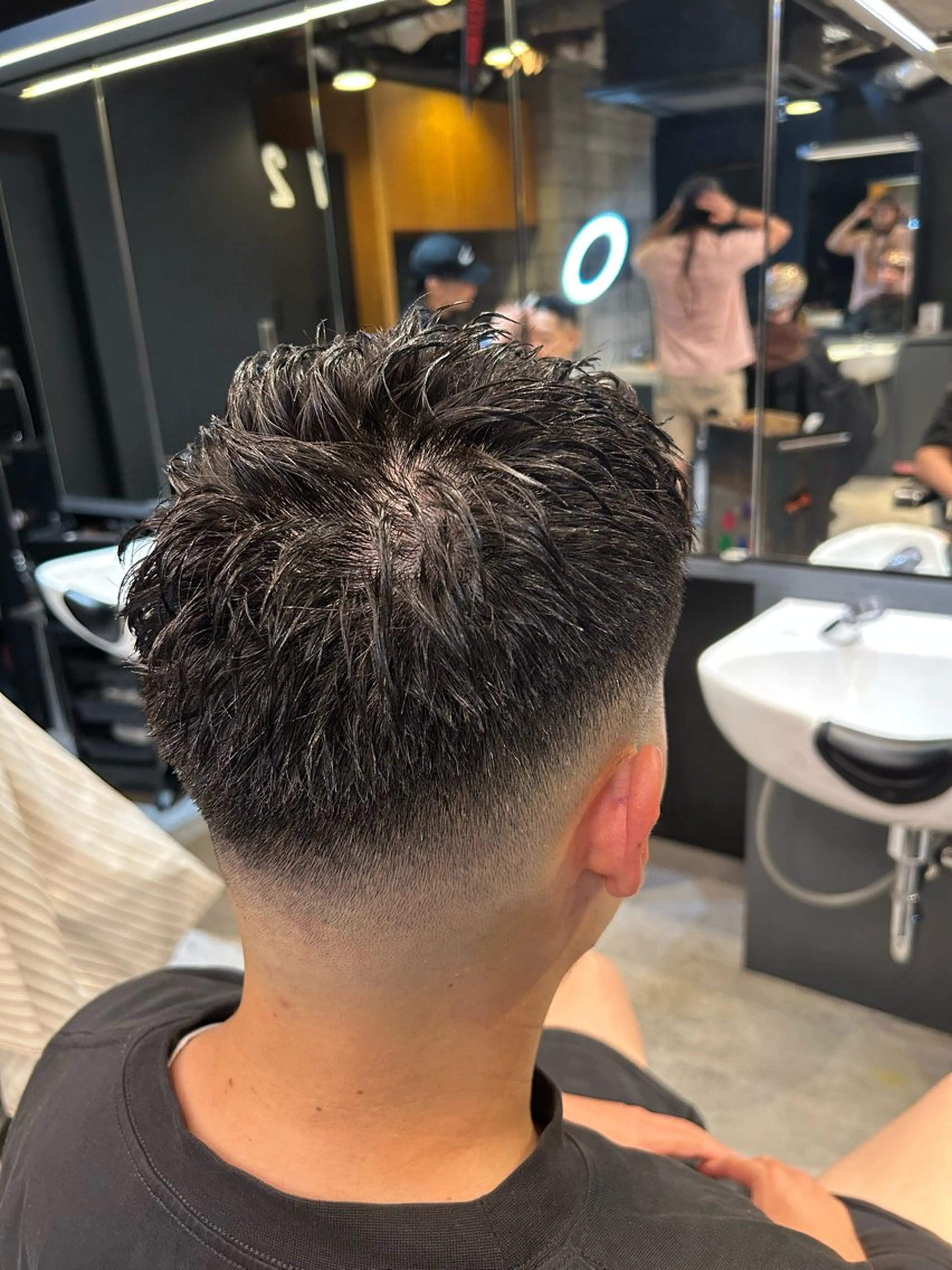 ショート パーマ メンズ フェードカット 中津川 侑那のヘアスタイル