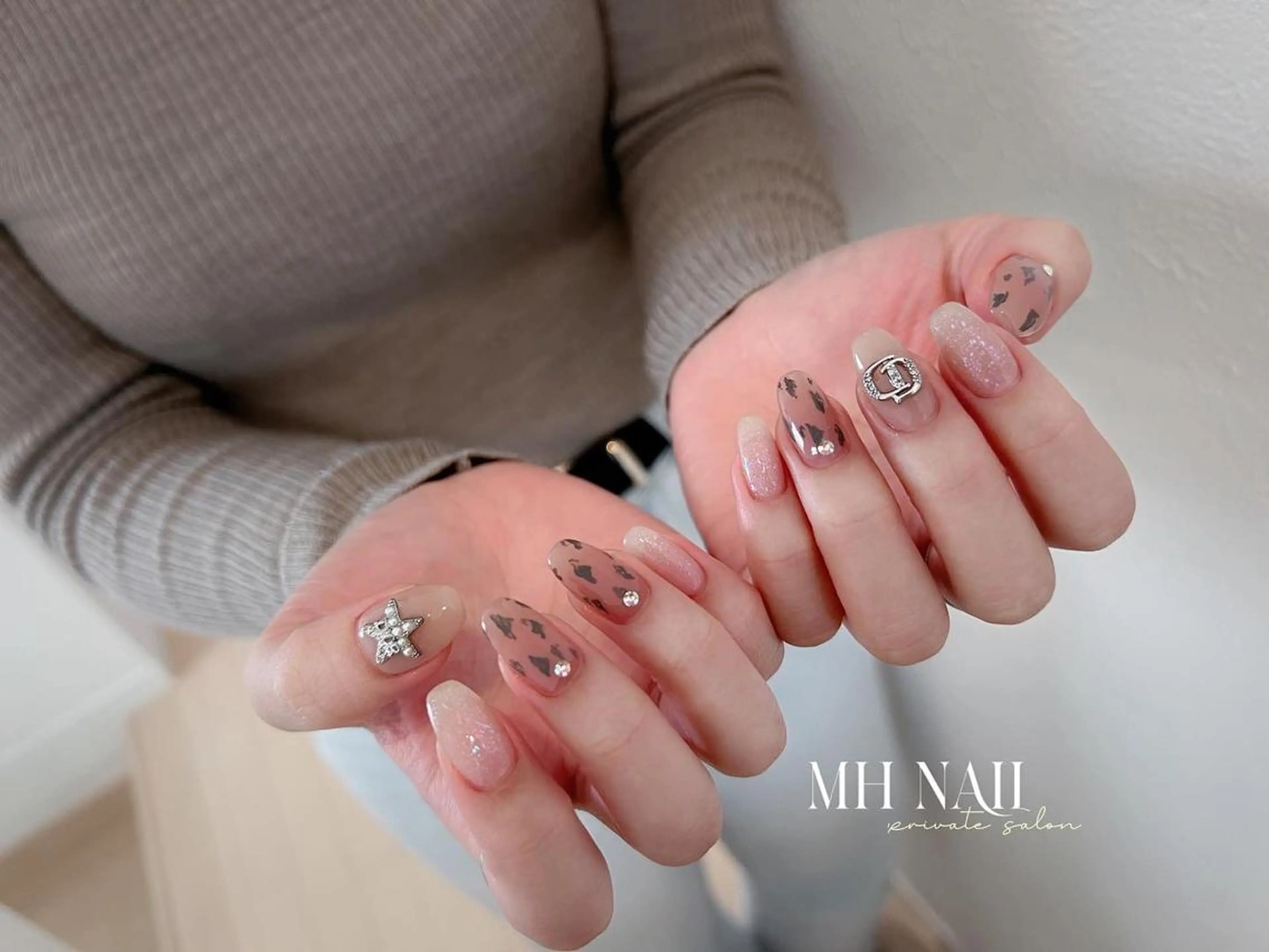 ネイル ハンドネイル MH Nailのネイルデザイン