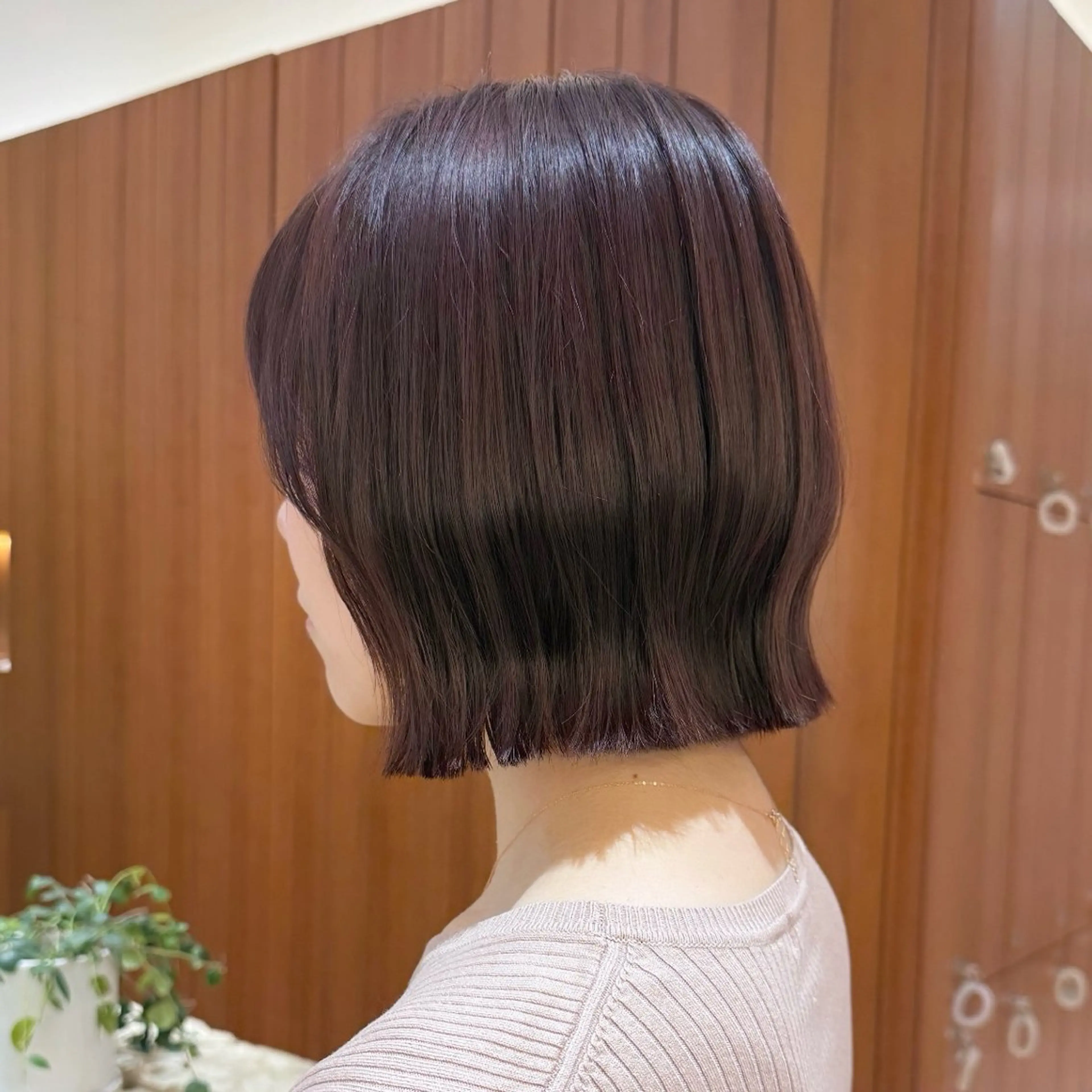 ミディアム カラー 切りっぱなしボブ ショートボブ ボブレイヤー 透明感カラー ボブ カット ヘアカラー トリートメント 田中航平/渋谷ボブ/ レイヤーボブのヘアスタイル