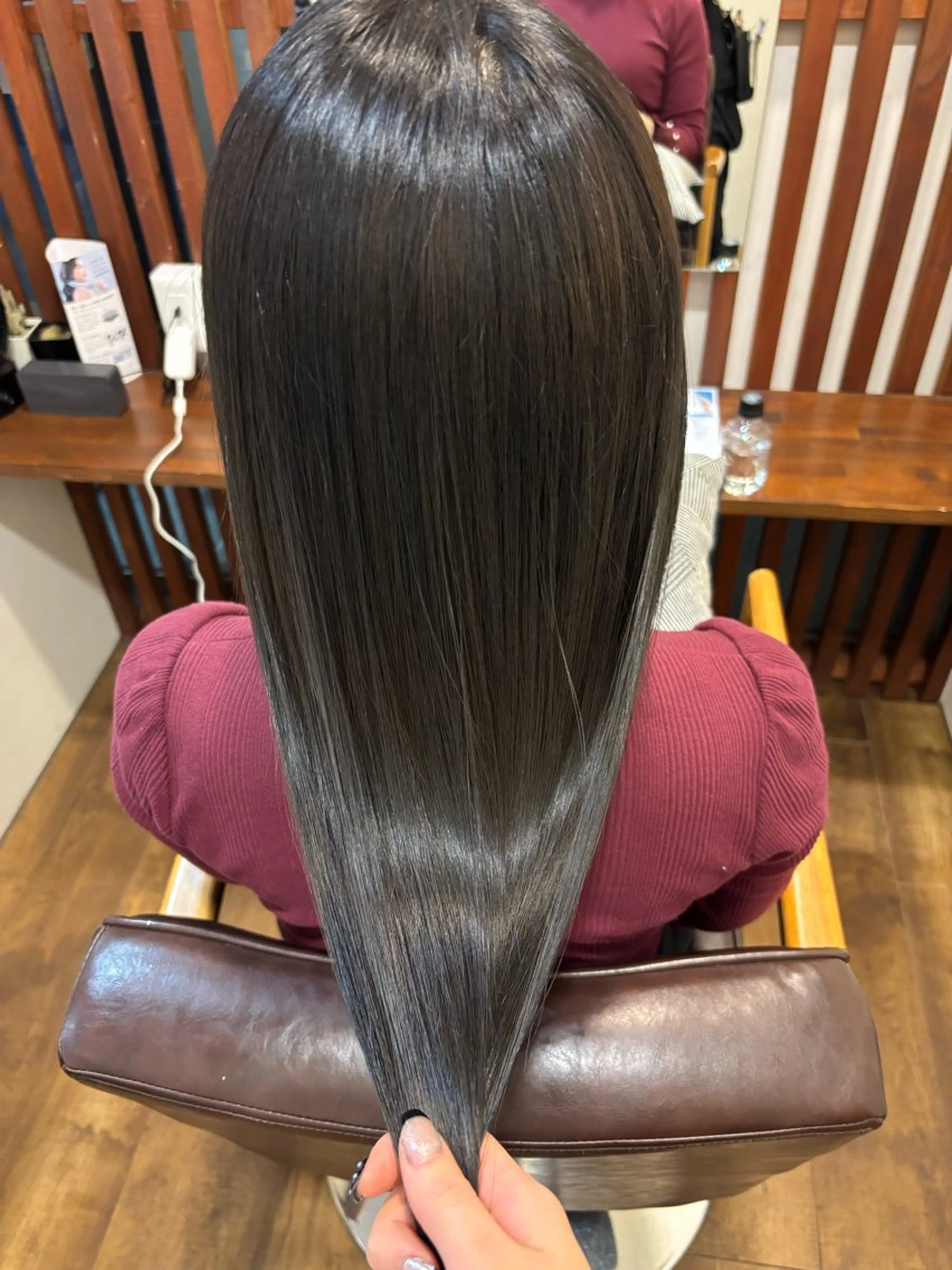 セミロング 藤井 桃華のヘアスタイル