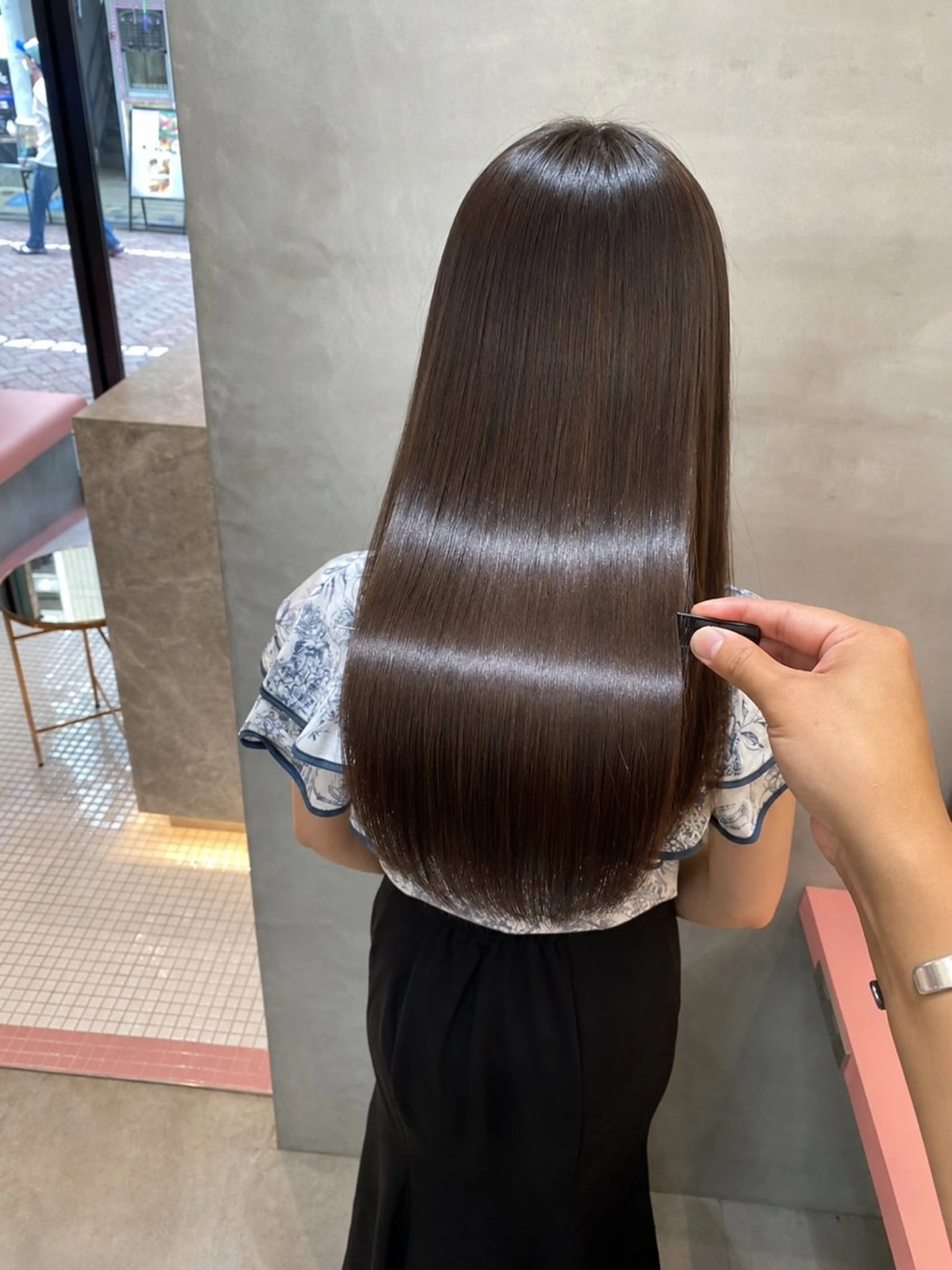 ロング カット ヘアカラー 縮毛矯正 韓国風/顔周り/レイ ヤー/北千住/凛太郎のヘアスタイル