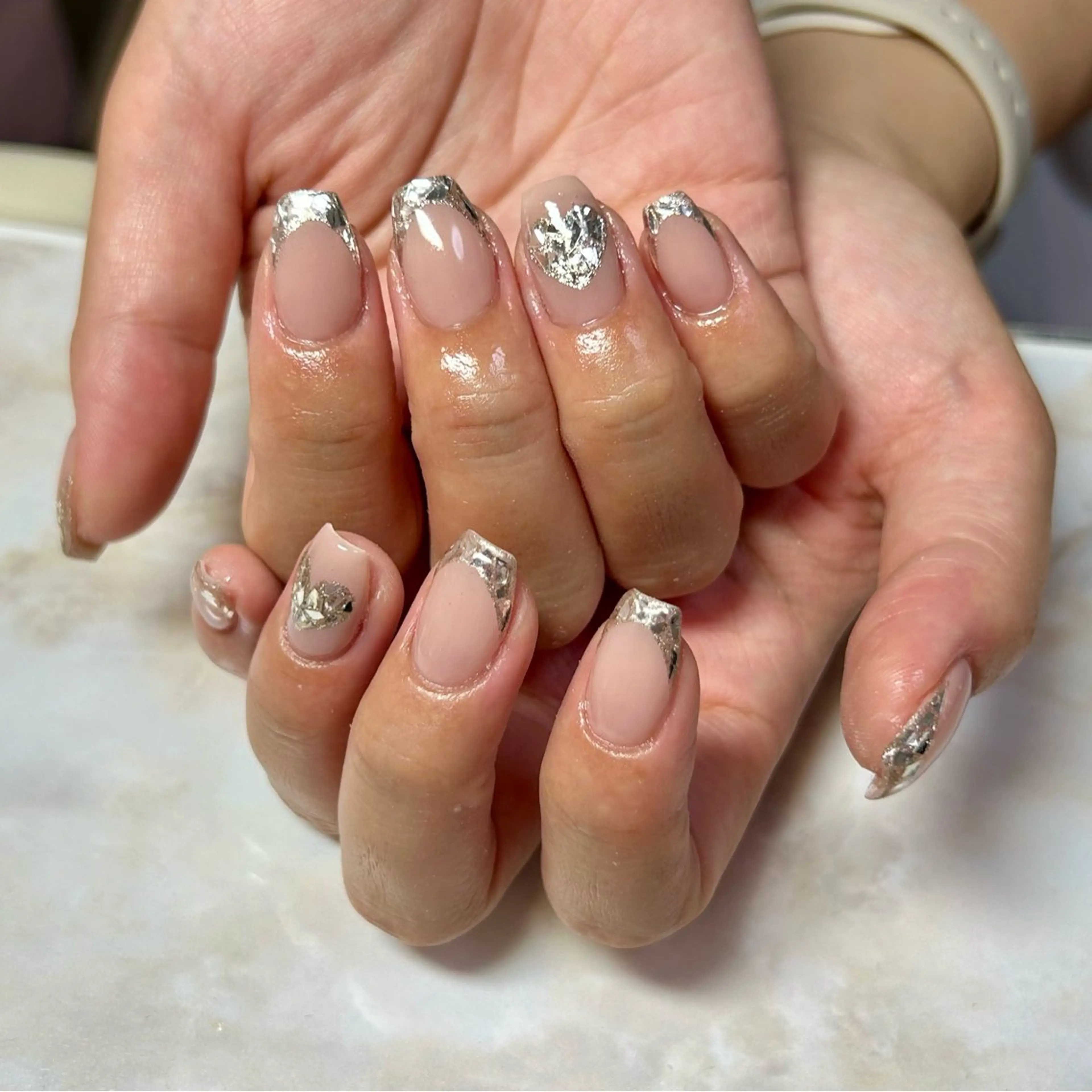 ネイル フレンチネイル ガラスフレンチ ワンホンネイル ハンドネイル Maison Mielのネイルデザイン