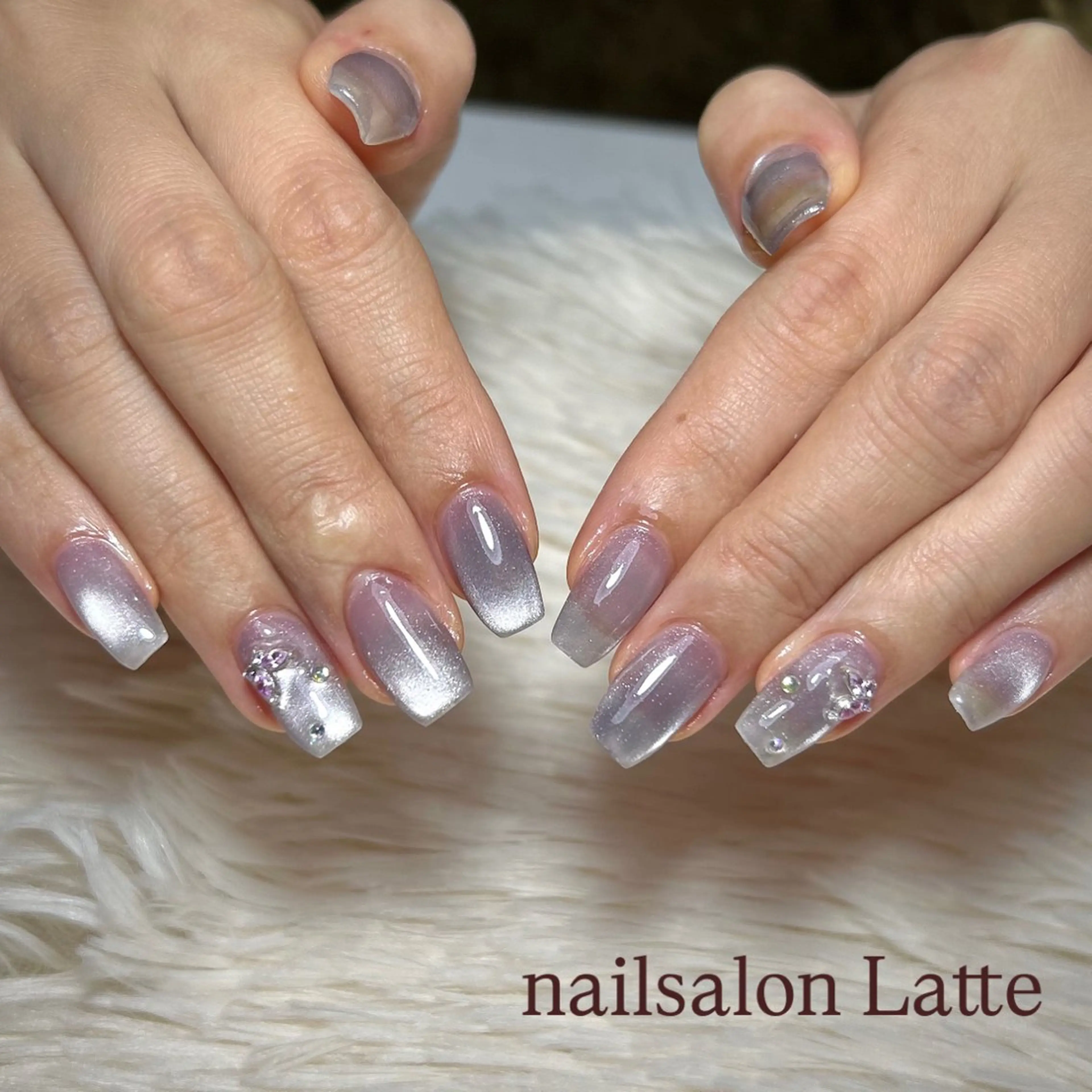 ネイル Nailsalon Latteのネイルデザイン