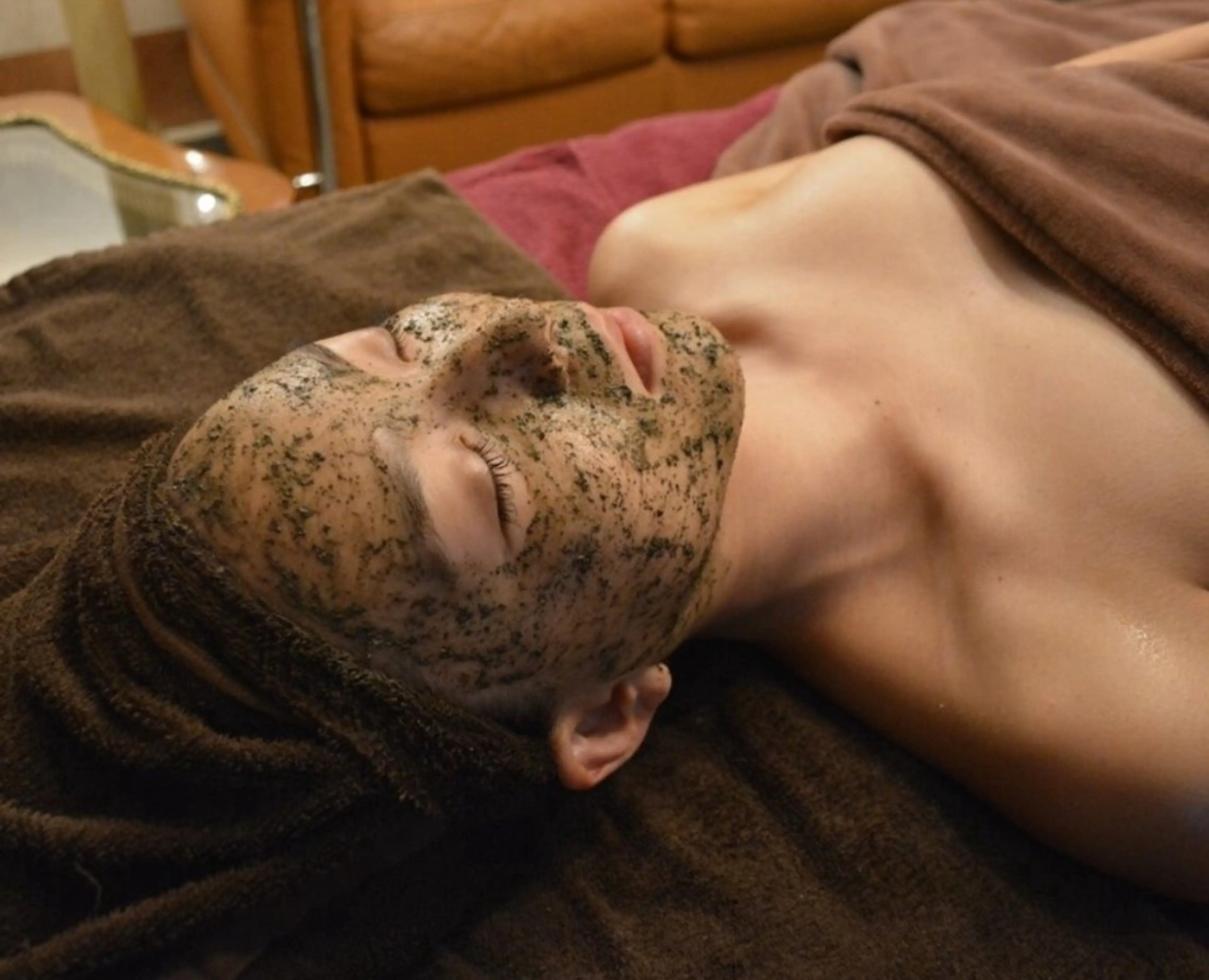 【REVI陶器トリートメント】剥離なしハーブピーリング🌿 11000円→5500円の写真