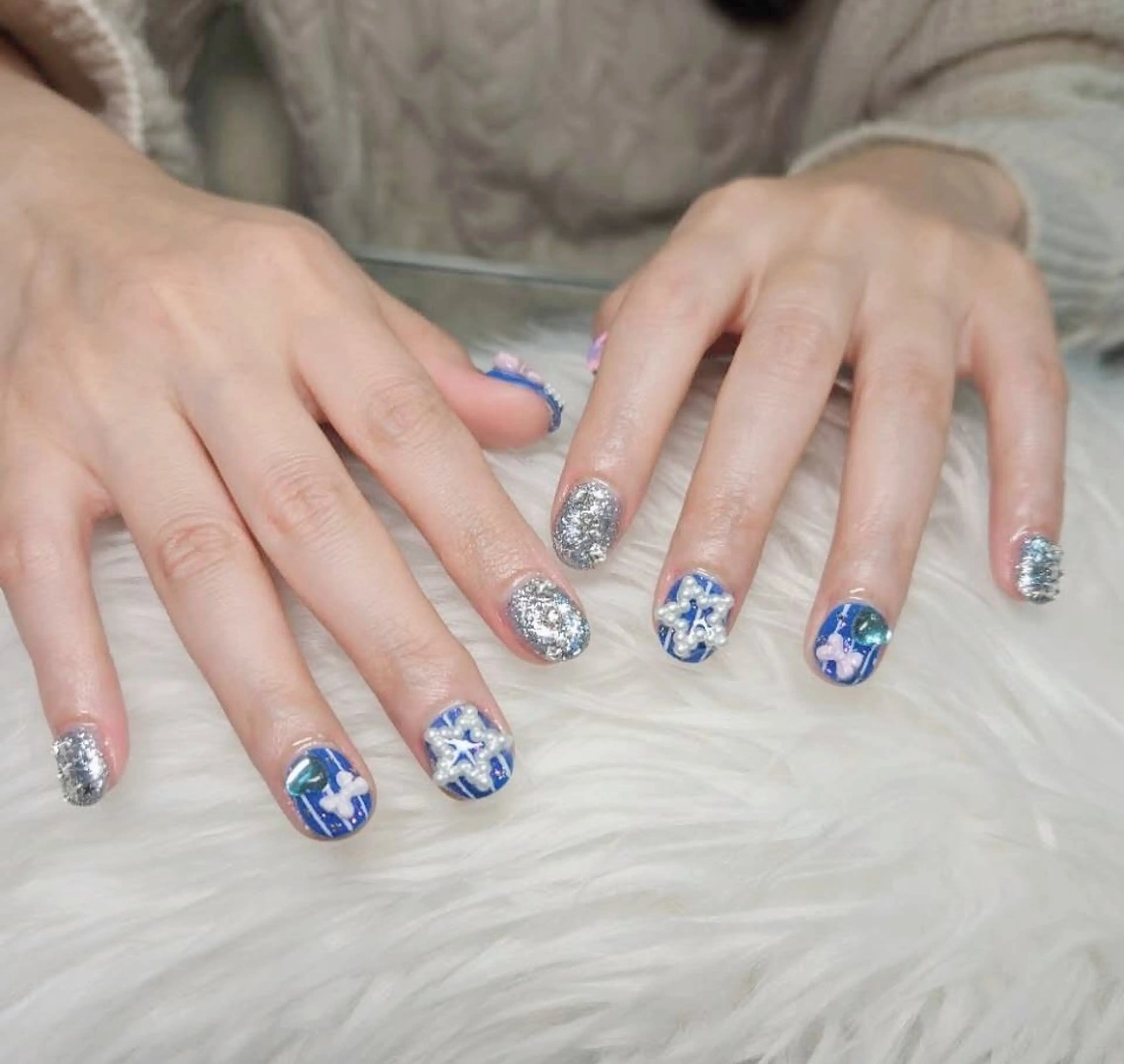 ネイル ブルー ジェルネイル パラジェル ハンドネイル Beaubie  nailサロンのネイルデザイン