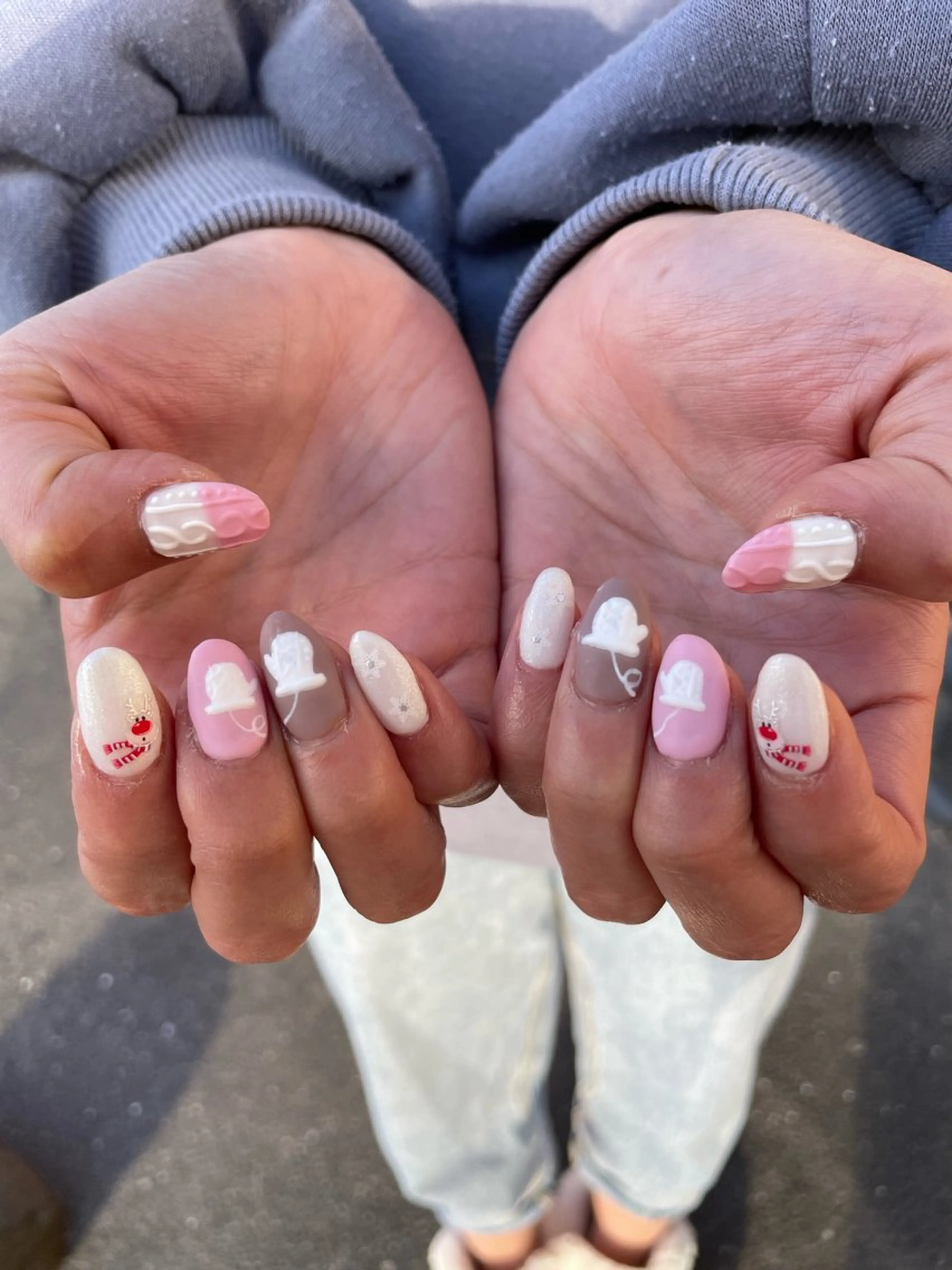 ネイル マットネイル 冬ネイル クリスマス Betty❤︎ ネイル＆よもぎ蒸しのネイルデザイン