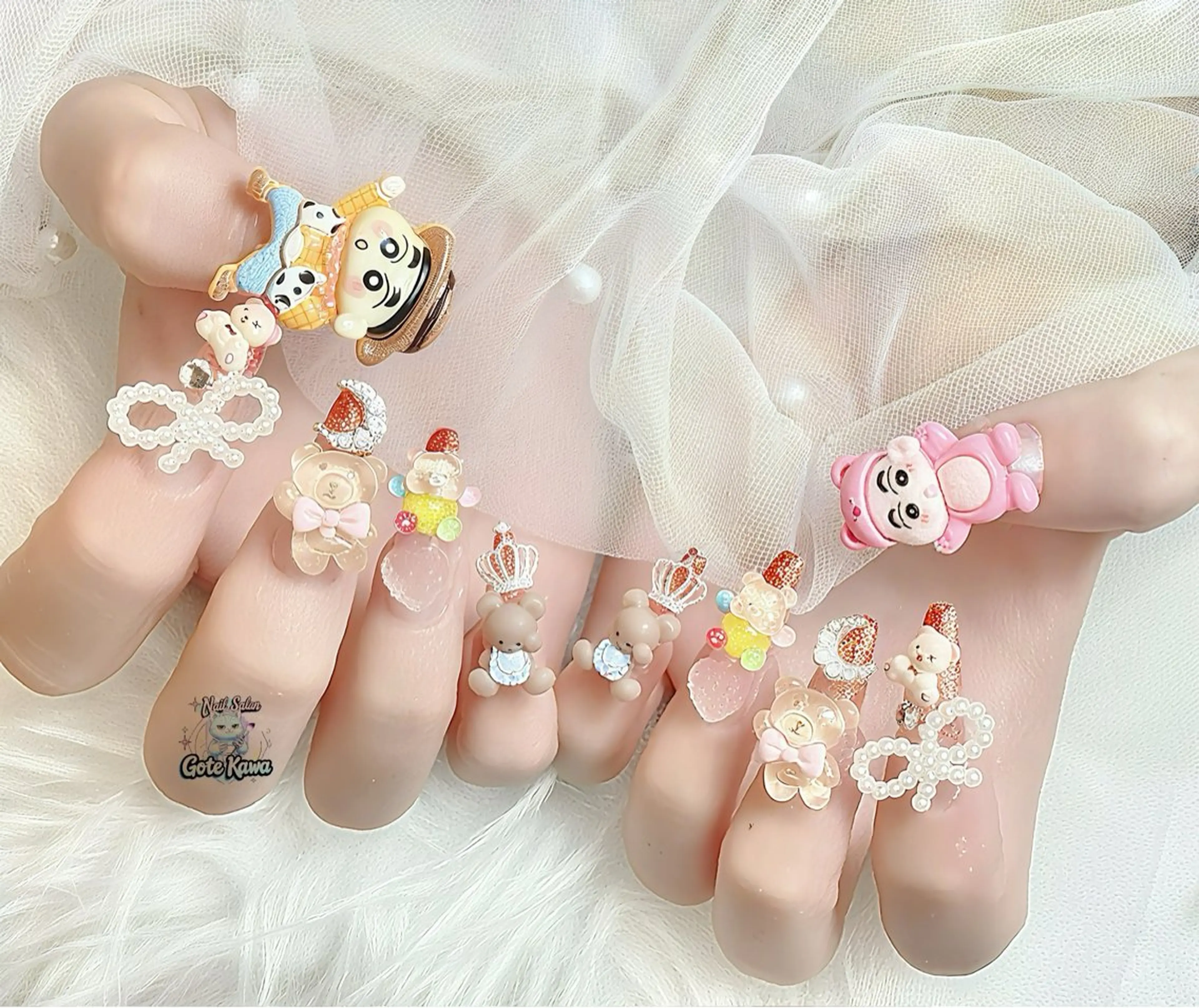 ネイル ハンドネイル ハンドケア Gote Kawa nail salonのネイルデザイン