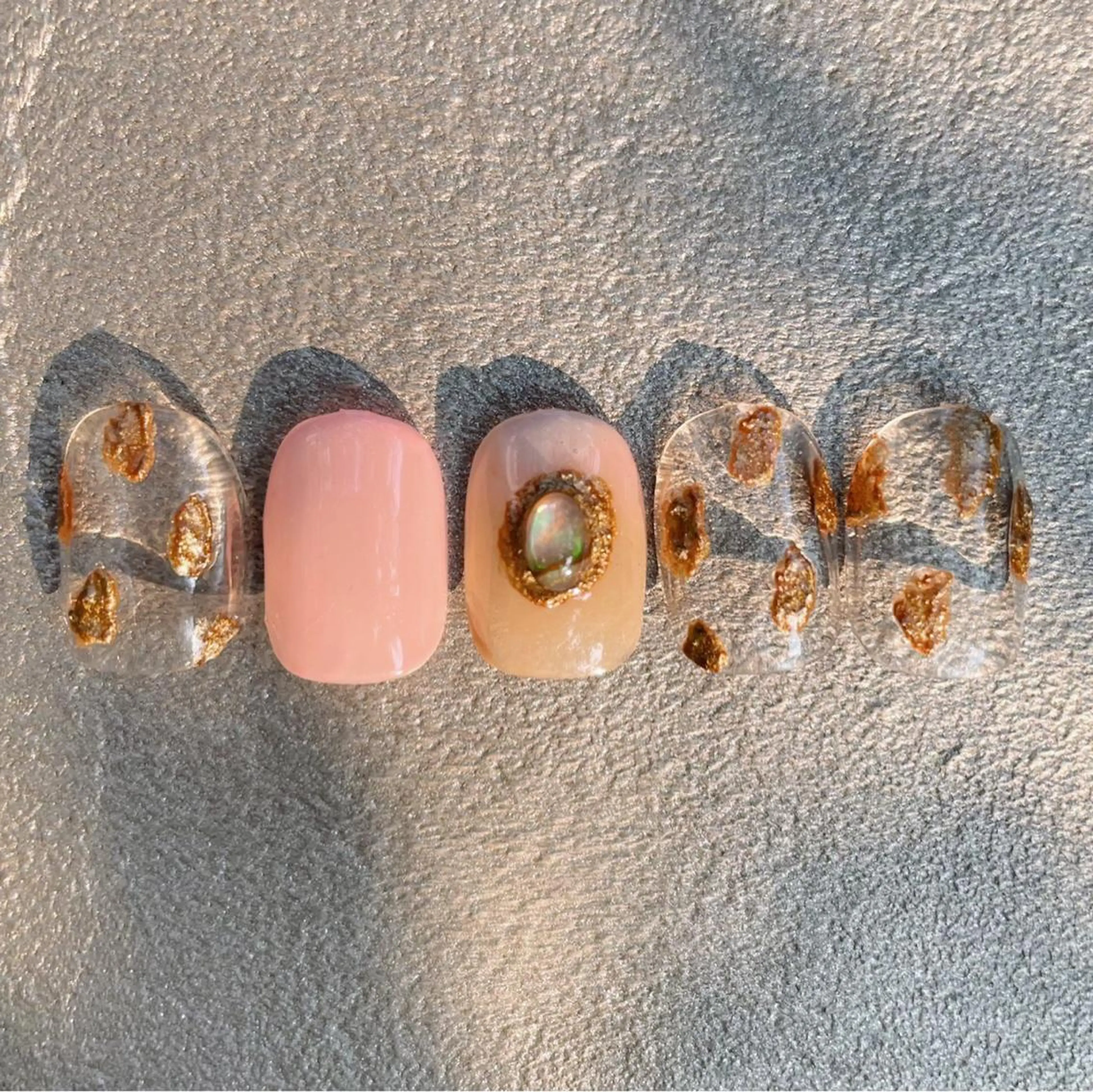 ネイル ハンドネイル VOLLMOND nailのネイルデザイン