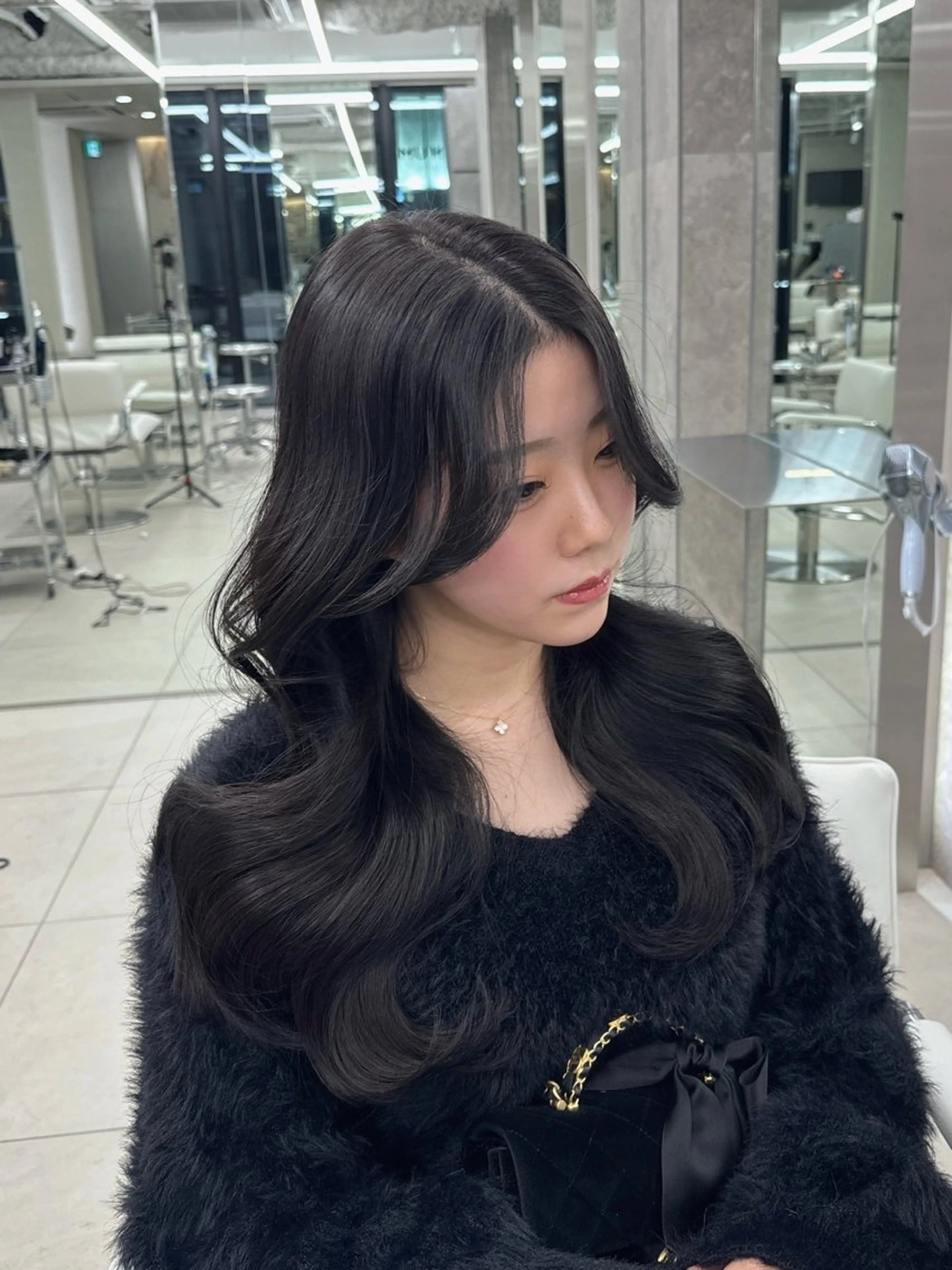 ロング のり🐼顔まわり/ 韓国/レイヤーカットのヘアスタイル