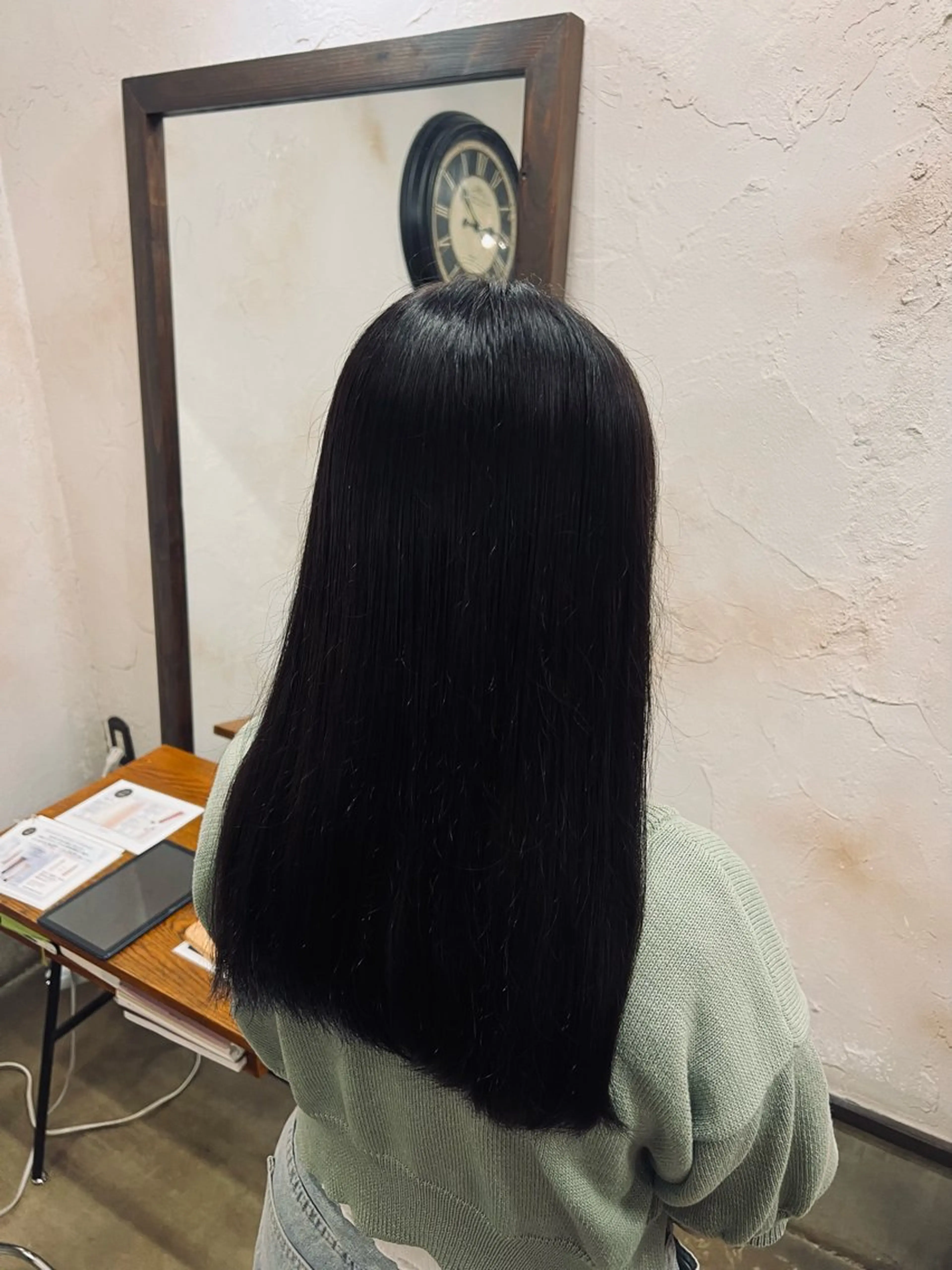 セミロング カラー 黒髪 🫧 のぞみ🫧のヘアスタイル