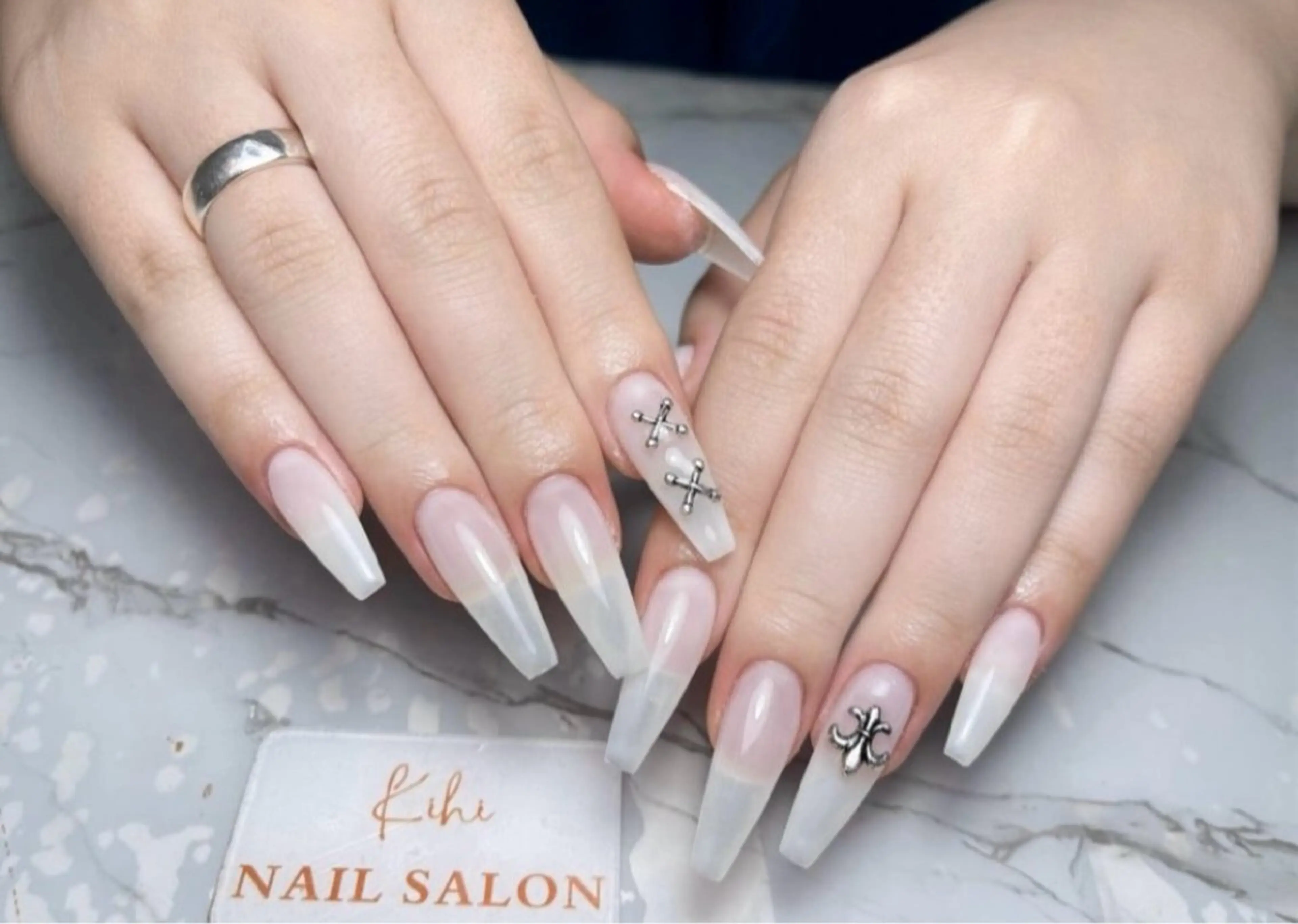 ネイル 林 Yunaのネイルデザイン