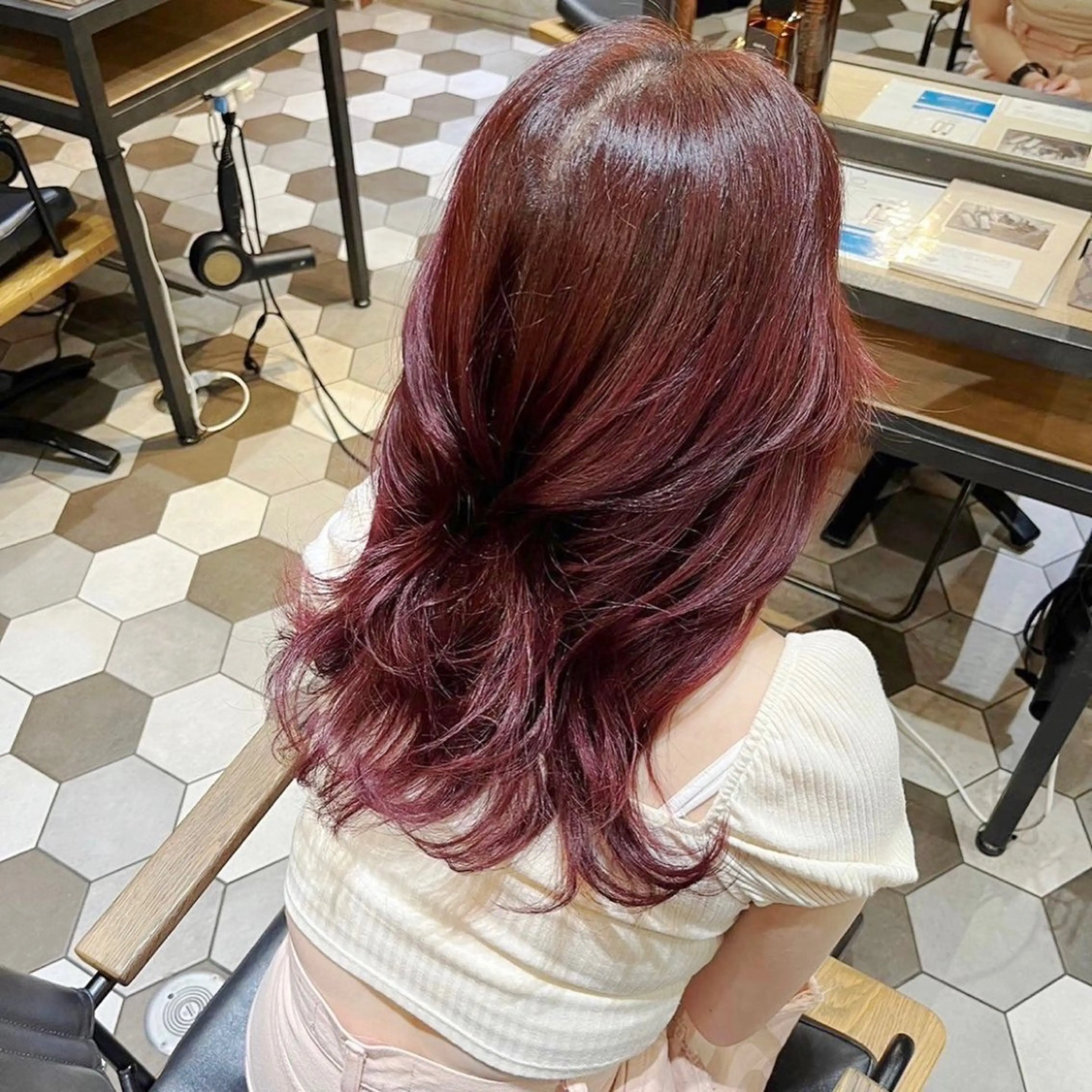 セミロング カラー ninaアイドル前髪 ×透明感🎀のヘアスタイル