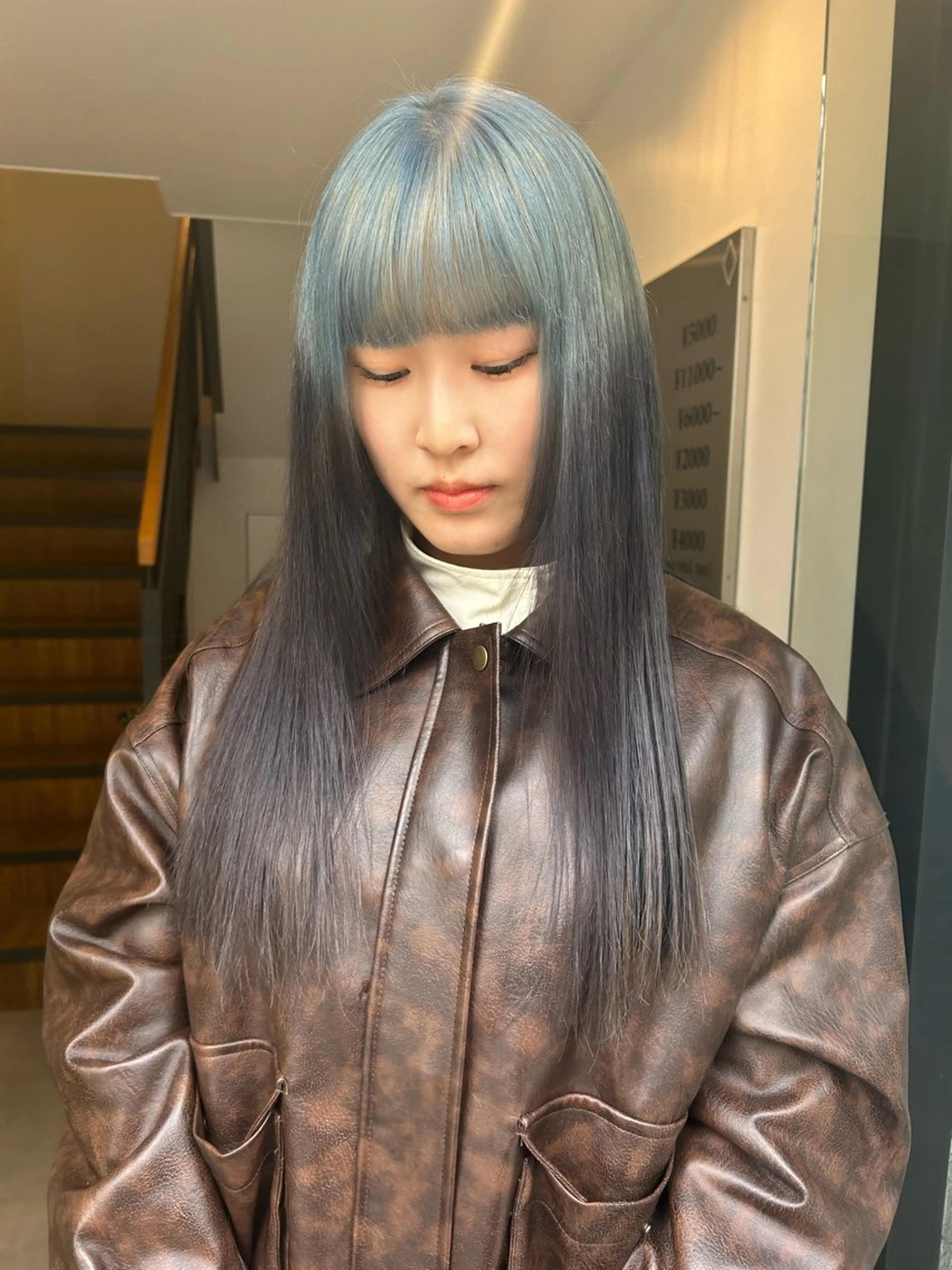 ロング カラー hen所属・心斎橋/レイヤー/ ブリーチ/モエのヘアスタイル