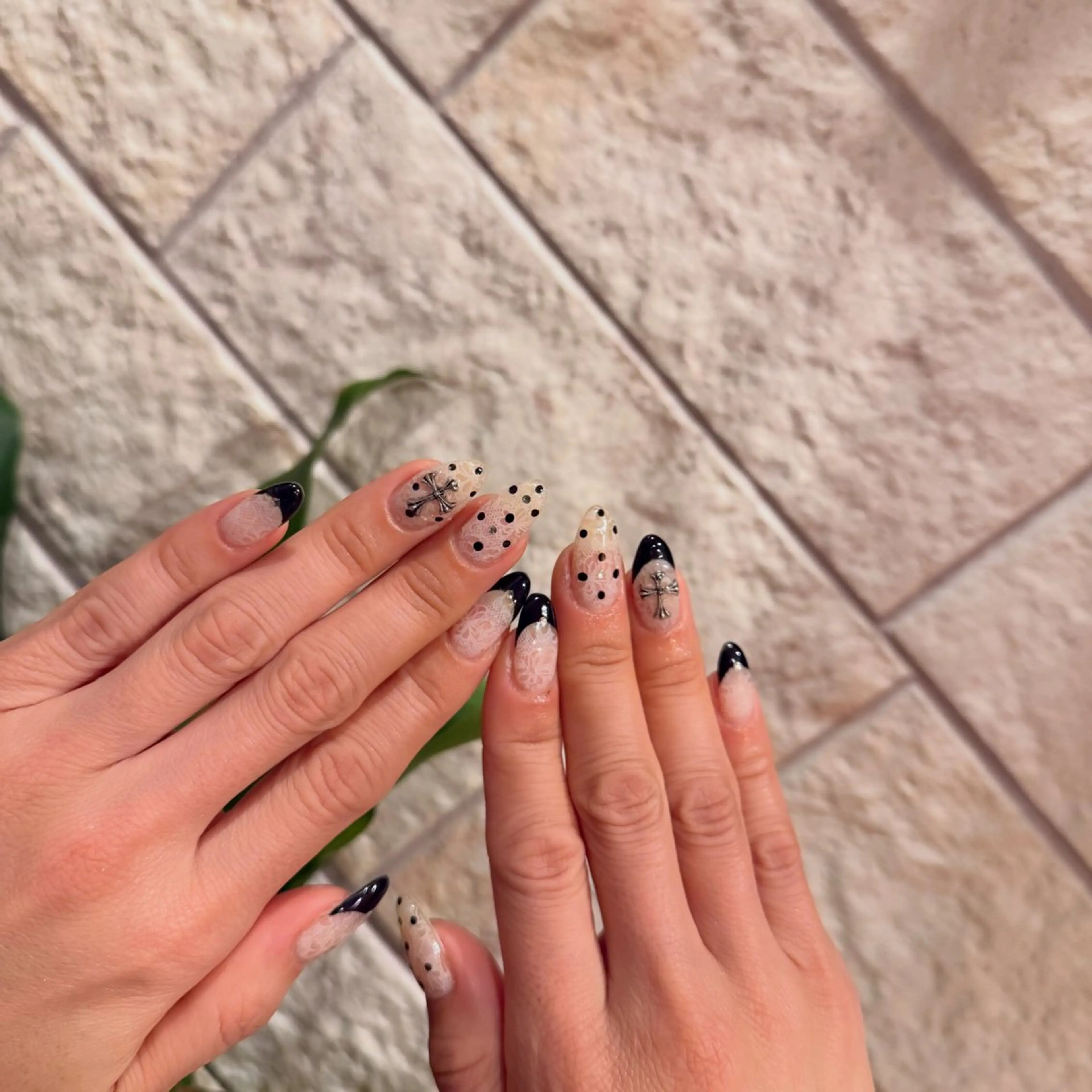 ミディアム ハンドネイル essornail_ arinのネイルデザイン