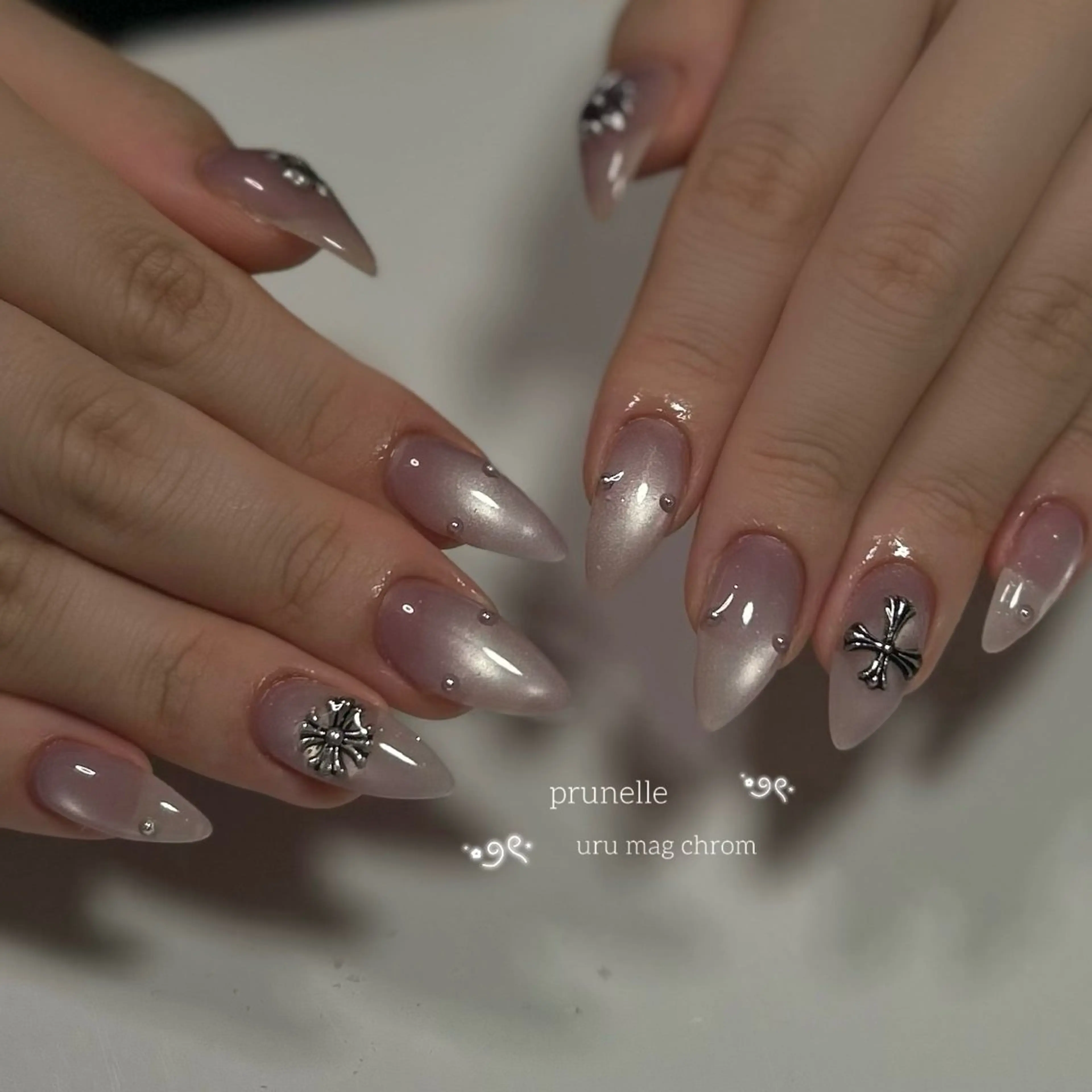 ❣️期間限定価格❣️10本マグネットorミラーコース💅オフ無料✨の写真