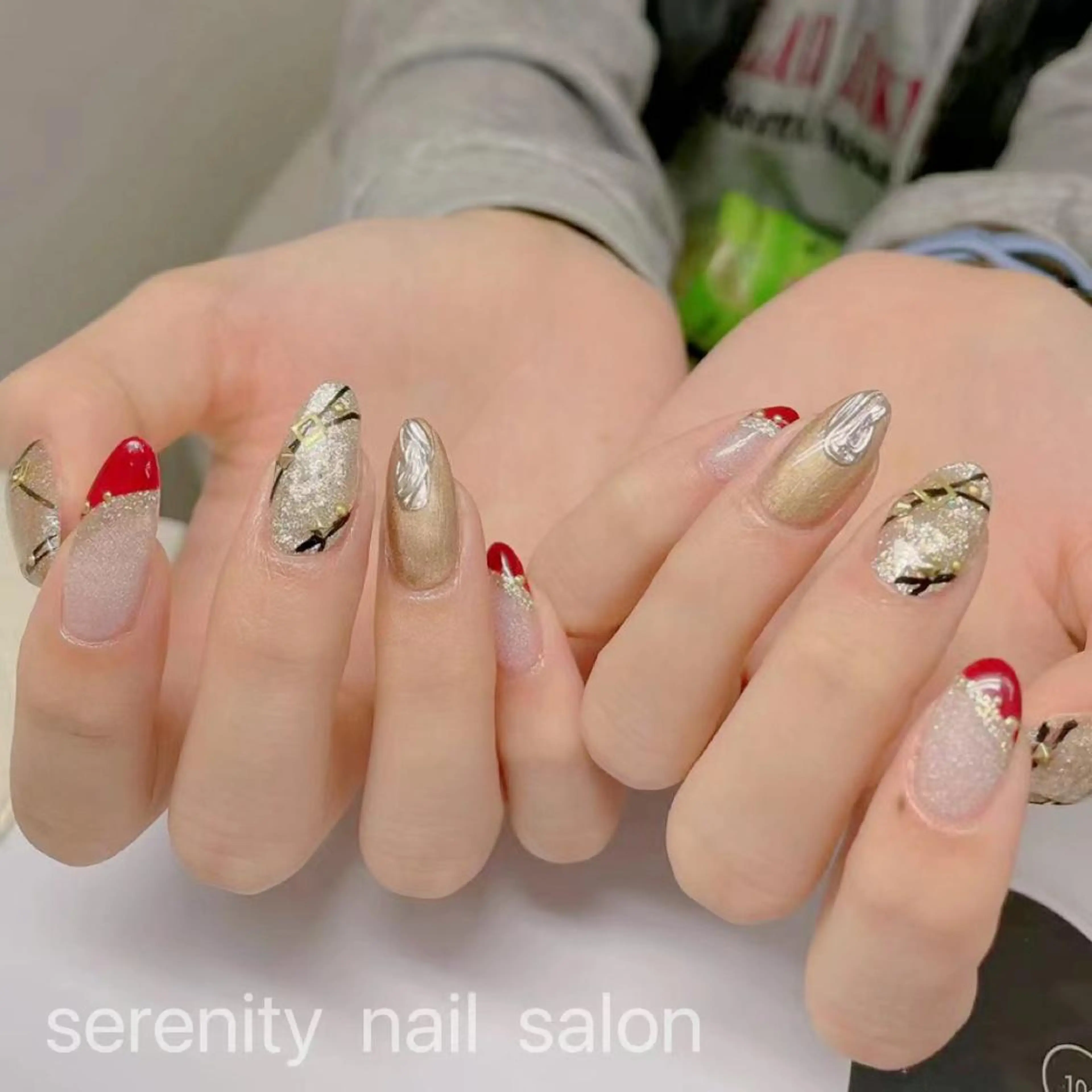 ネイル ハンドネイル ハンドケア ✨Serenity Nail salonのネイルデザイン