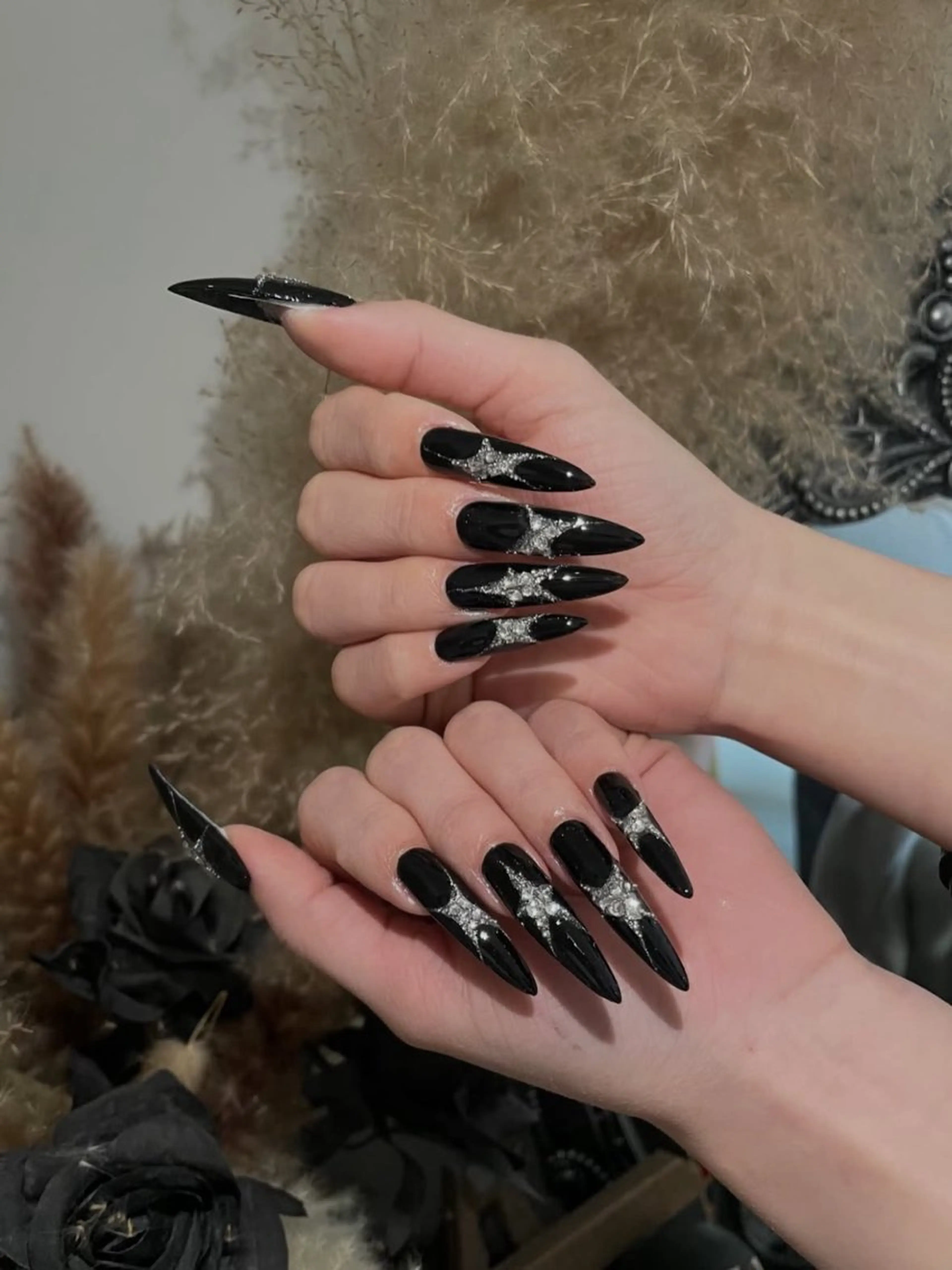 ネイル MQueen ネイルサロンのネイルデザイン