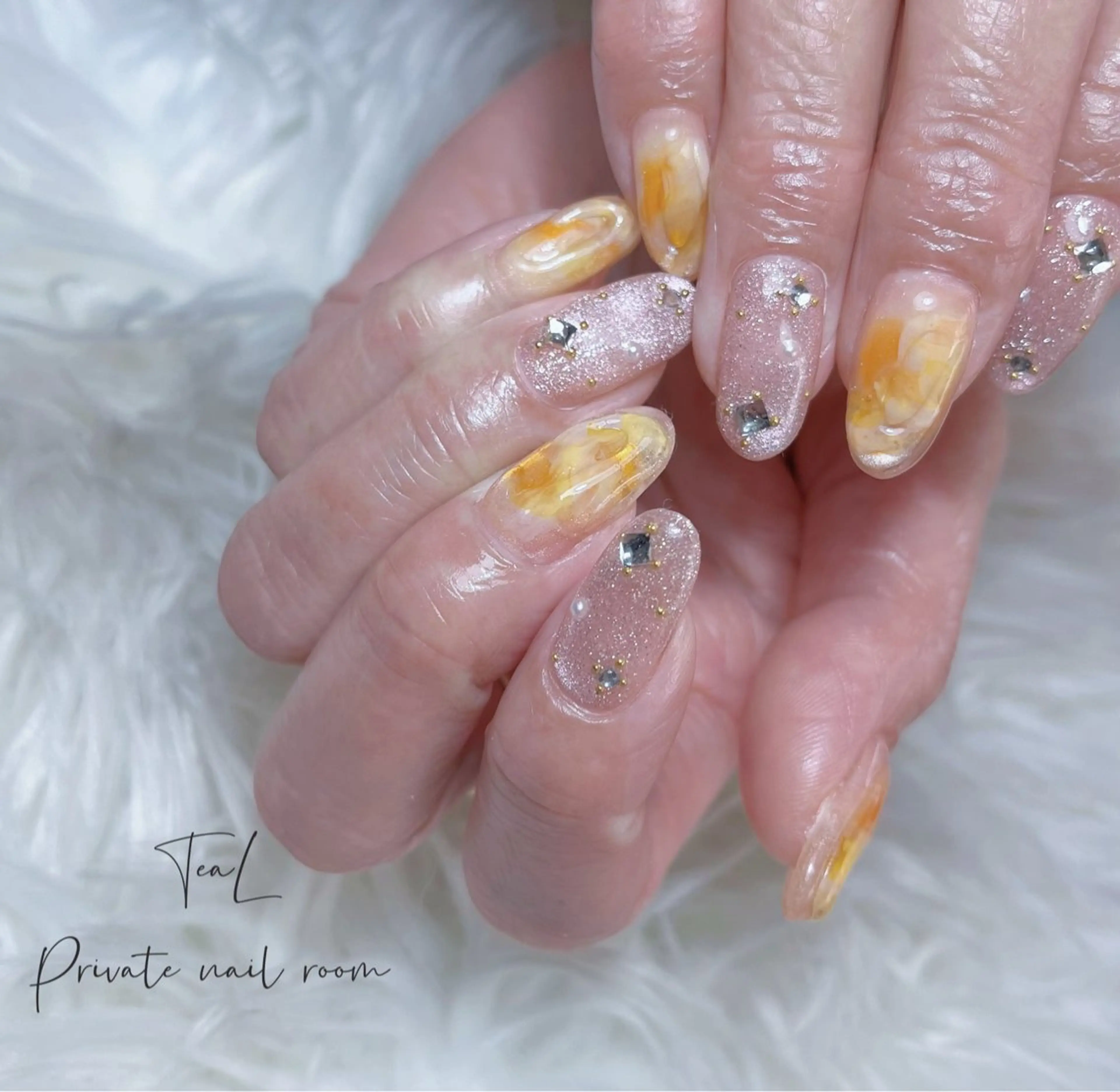 ネイル 春ネイル 黄色 ハンドネイル TeaL nailのネイルデザイン