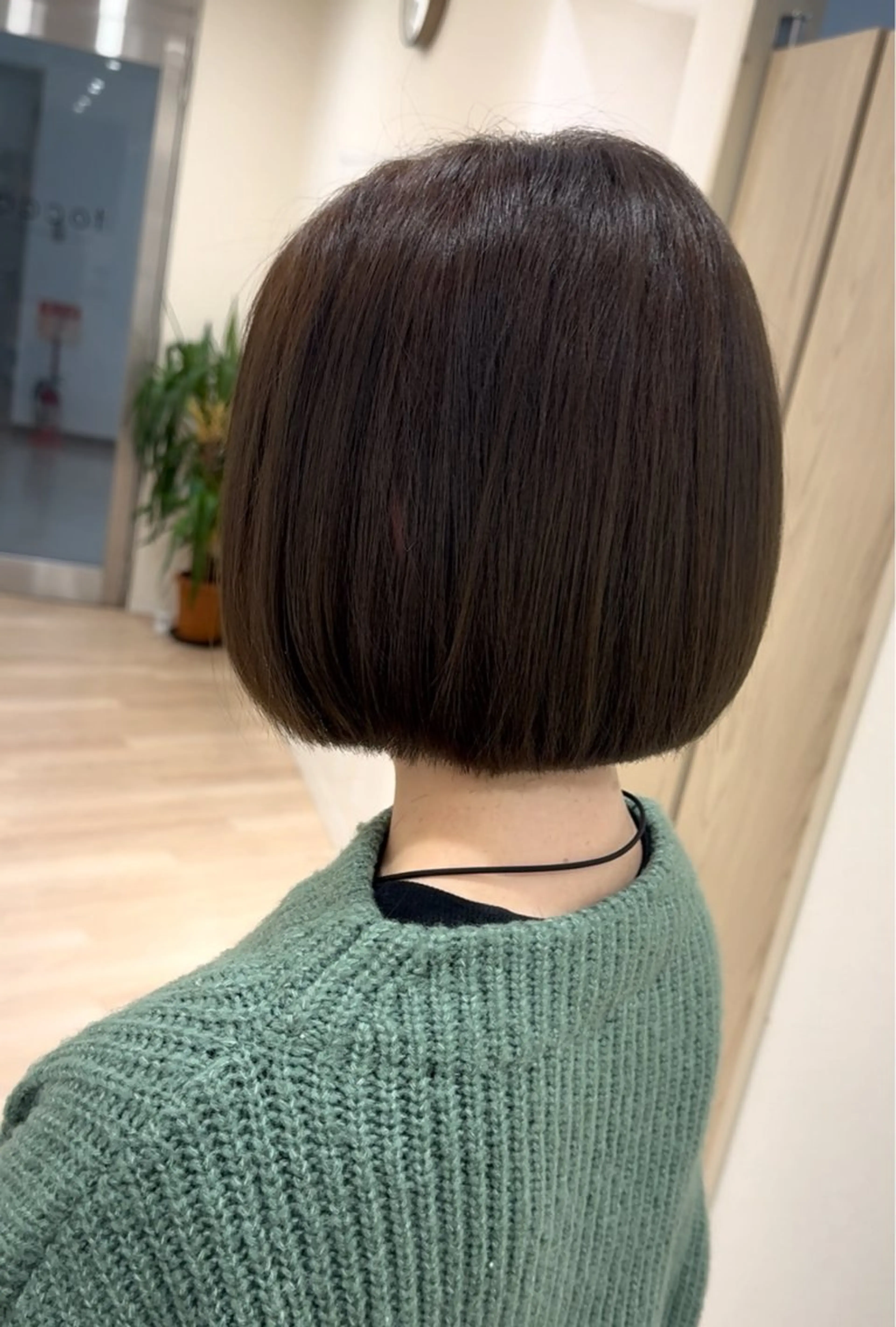 ショート ボブ カット ヘアカラー トリートメント 丹野 圭太のヘアスタイル