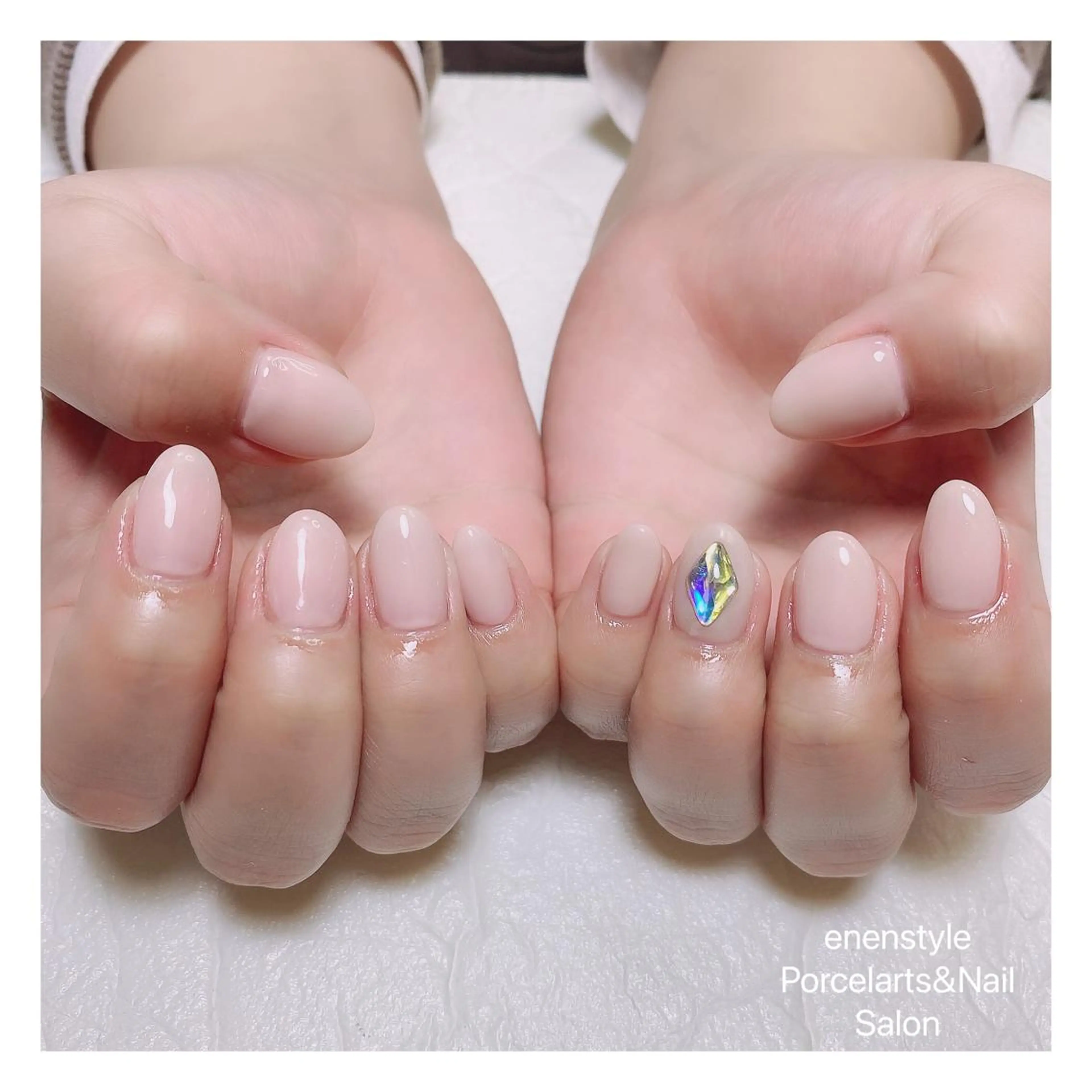 ミディアム ネイル 👑enen style👑のネイルデザイン