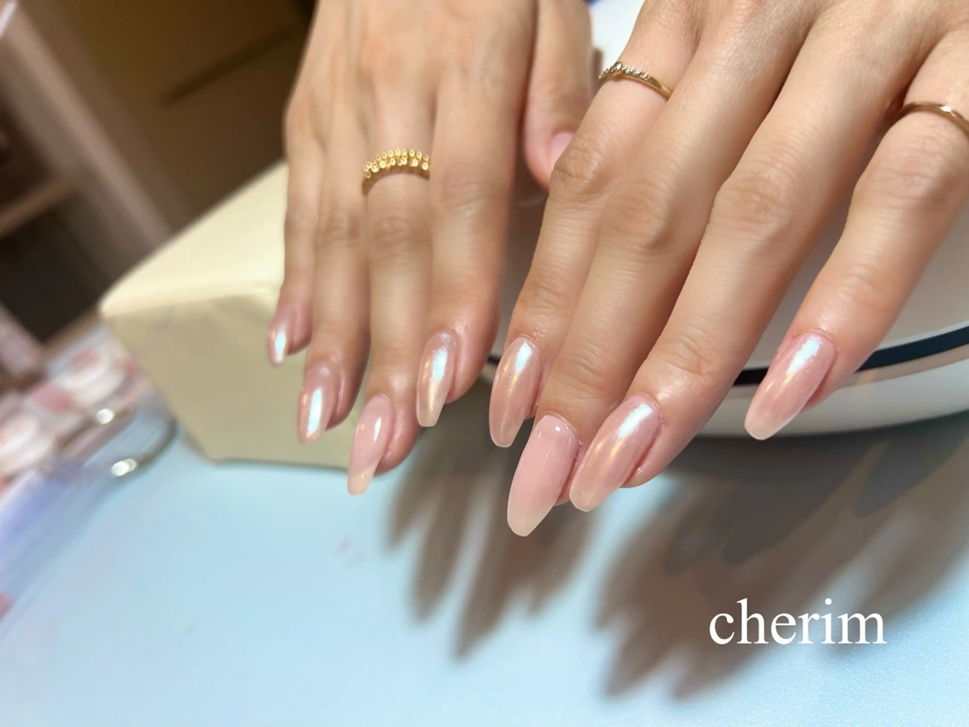 ネイル ミラーネイル オフィスネイル ホワイト hirose arisaのネイルデザイン