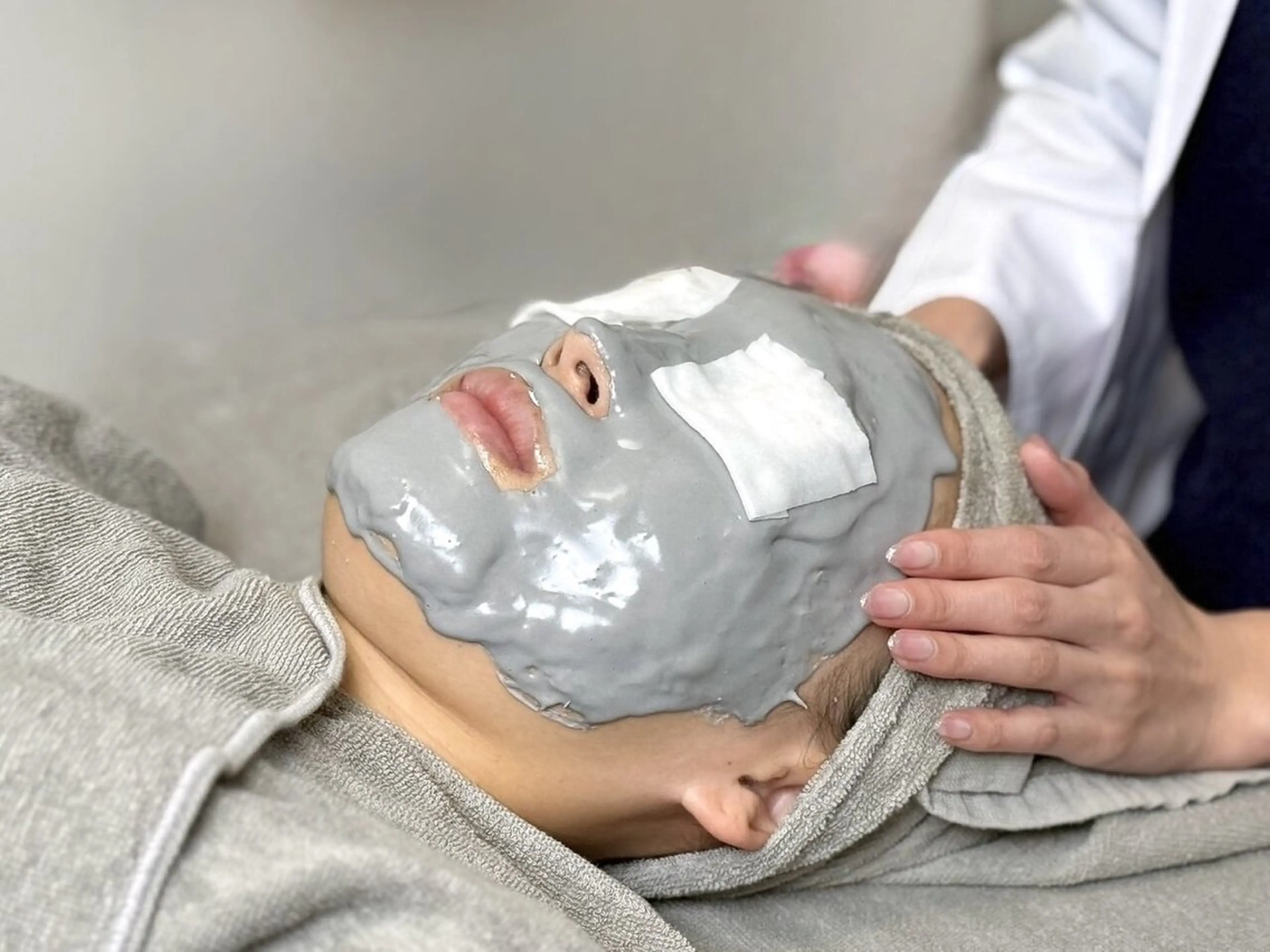 【お肌の透明感が欲しい方に】本来の美白肌に★内から発光ツヤ肌の写真