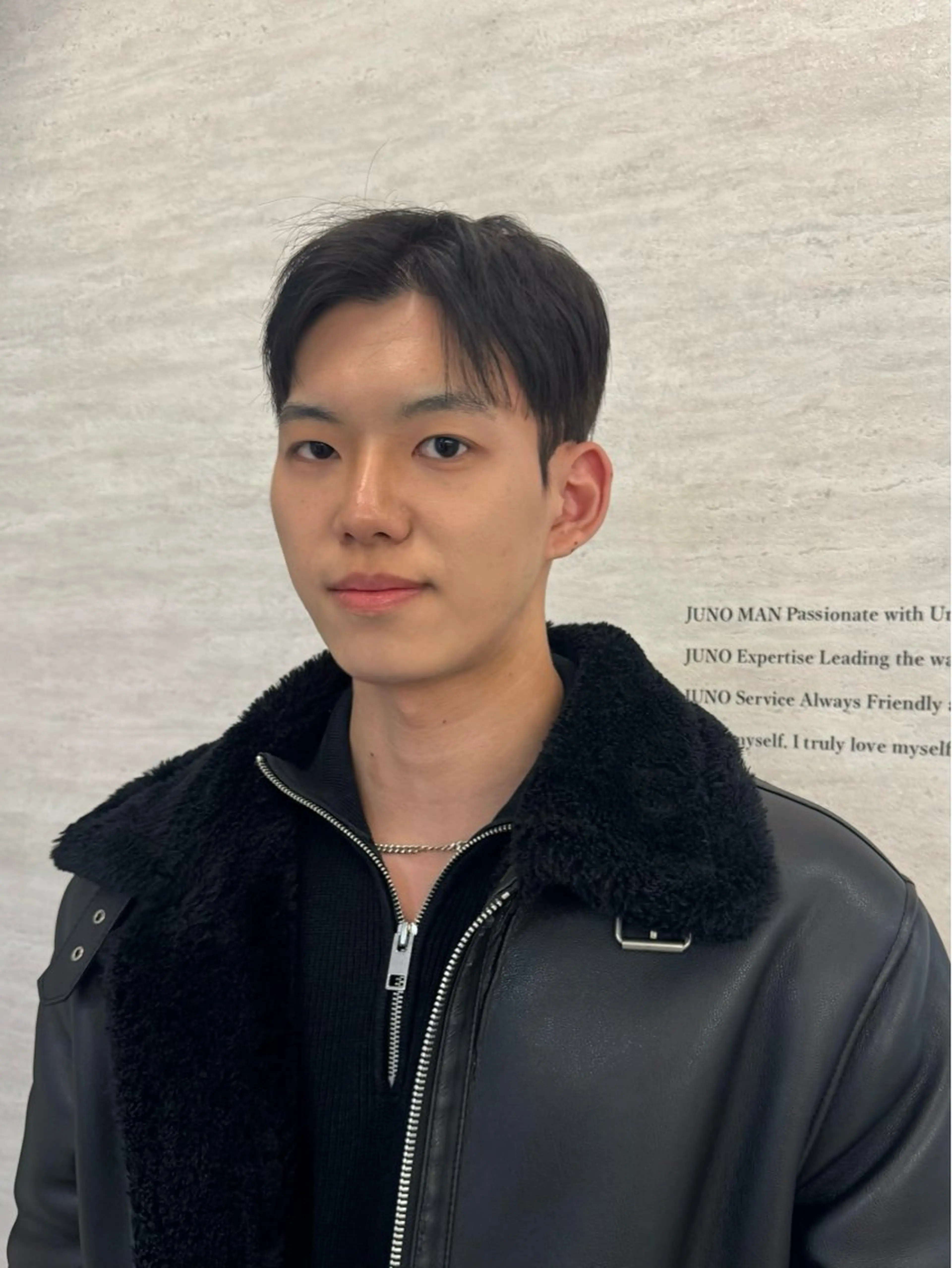 メンズ 韓国式ダウンパーマ 🇰🇷櫻井健のヘアスタイル