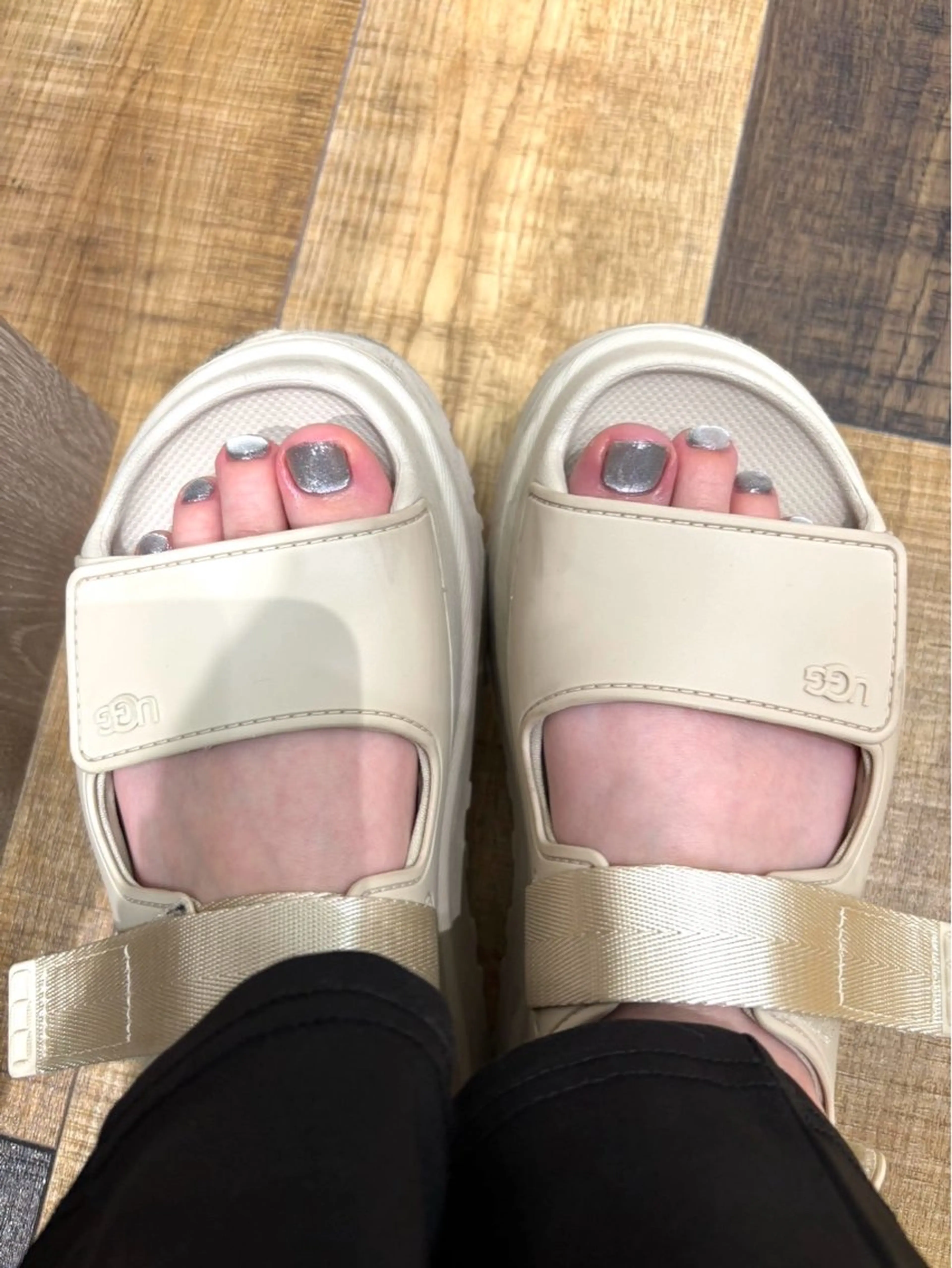 ネイル アートネイル フットネイル マグネットネイル シルバー Charme by figaro Rioのネイルデザイン