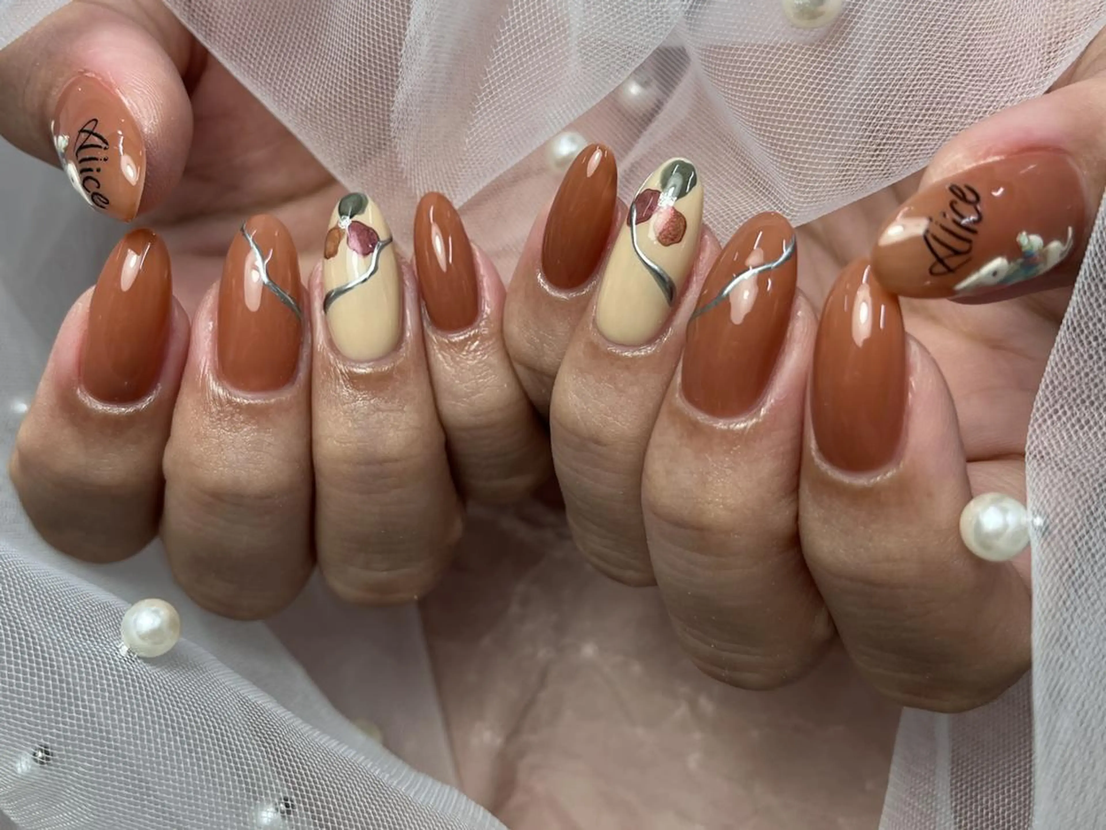 ネイル アートネイル シンプルネイル ToliyDeliy Nail Salonのネイルデザイン