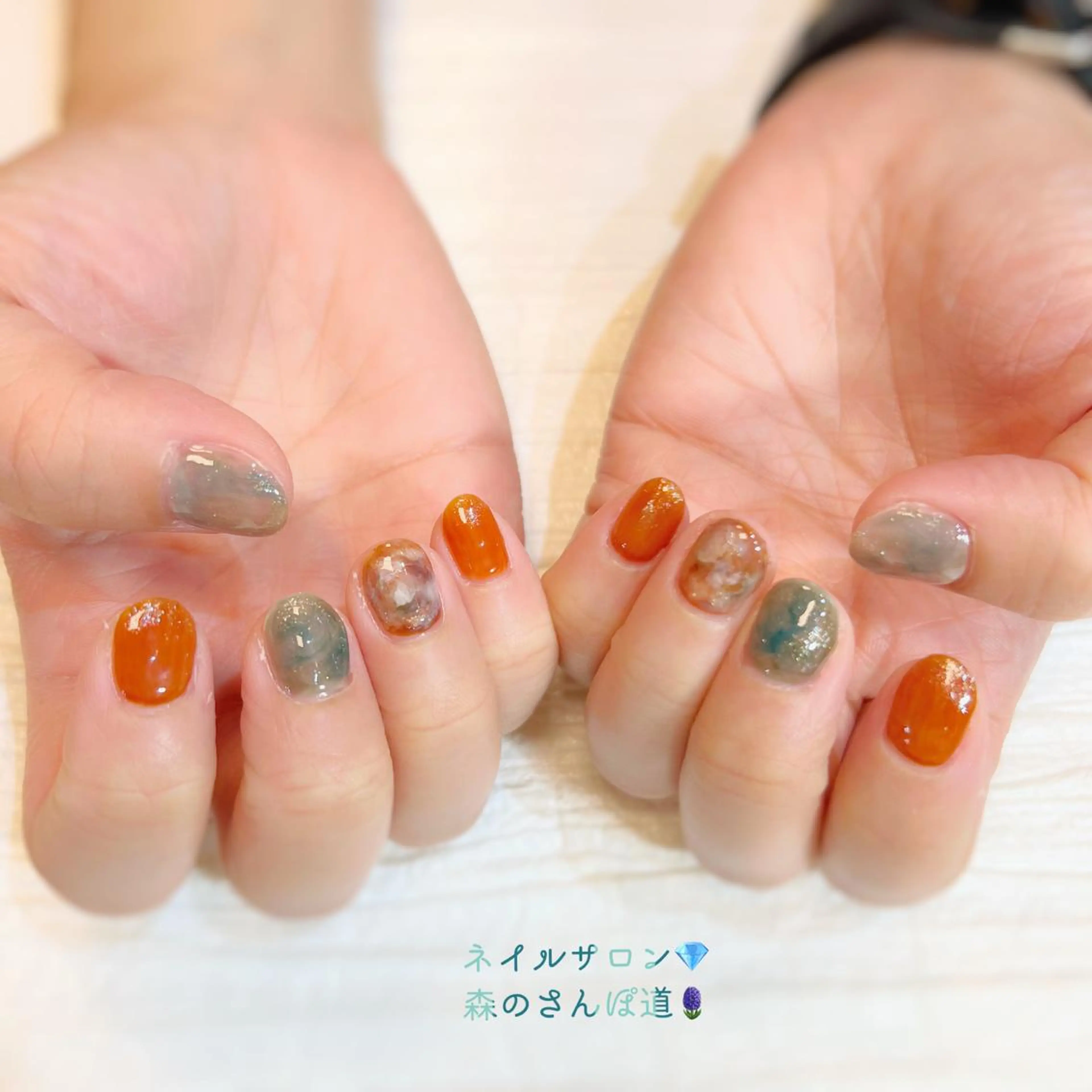 ネイル ハンドネイル ショートネイル 森のさんぽ道のネイルデザイン