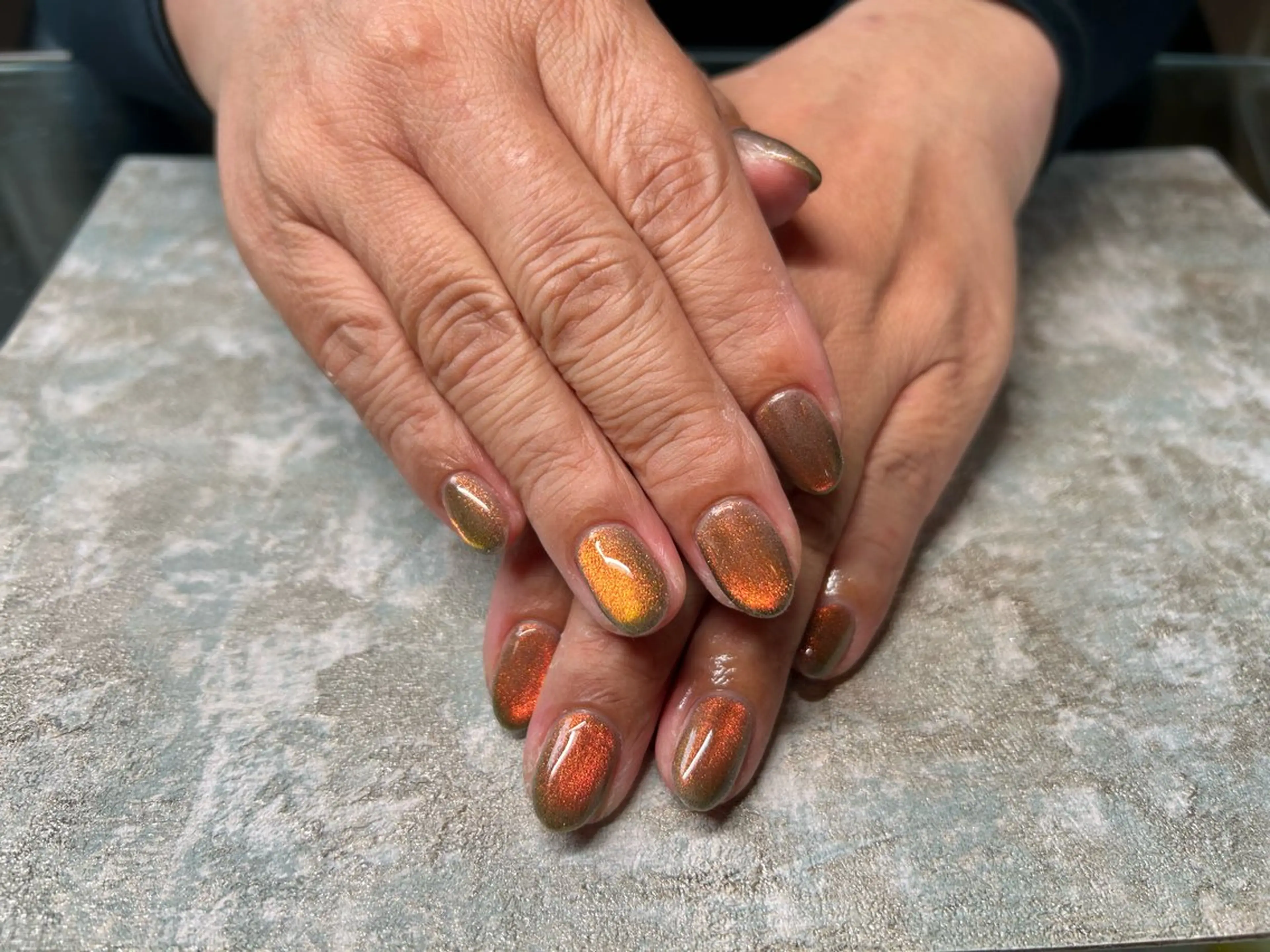 ネイル マグネットネイル ハンドネイル Lisa’s Salonのネイルデザイン