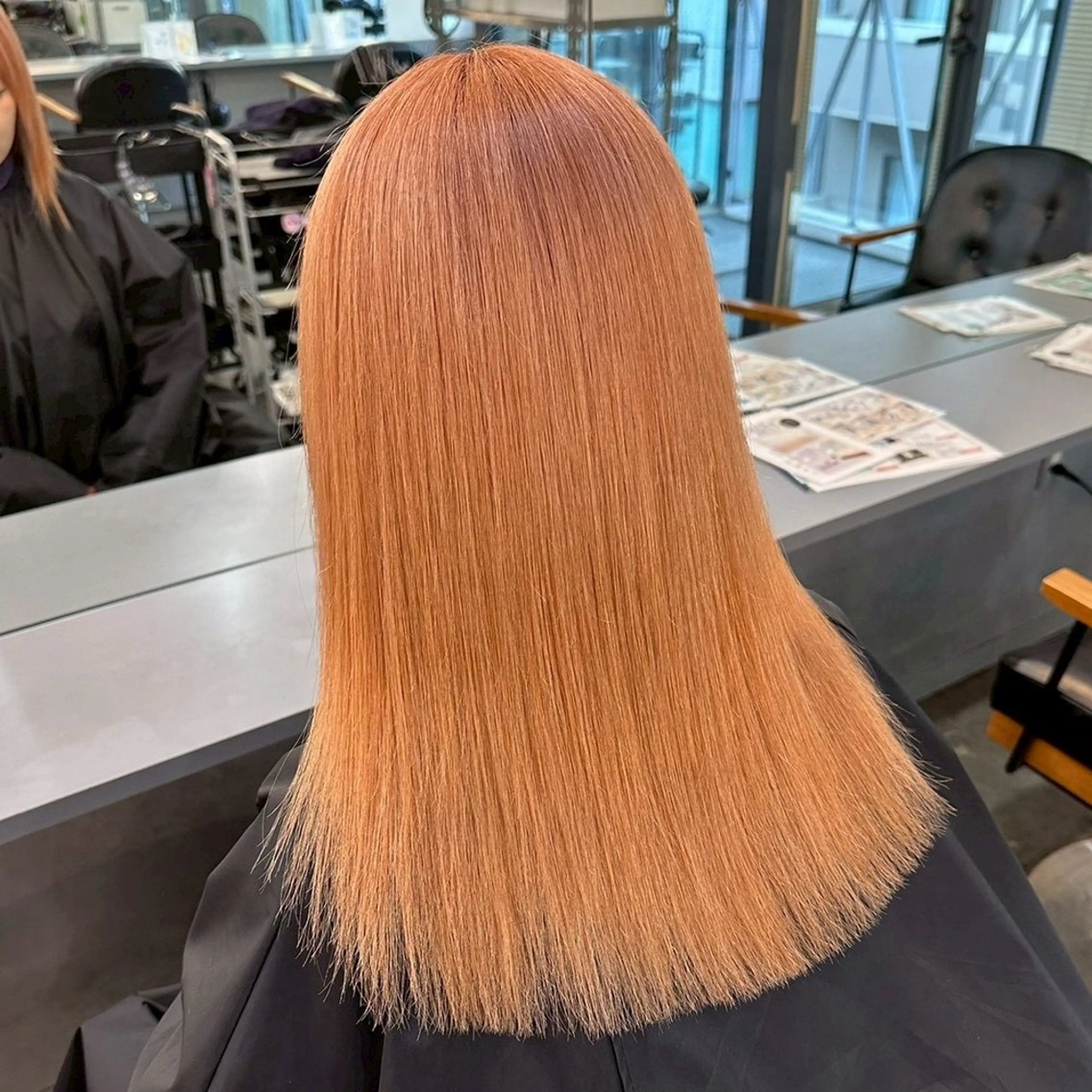 ロング カラー ブリーチ/レイヤー 🐥HIYORIのヘアスタイル