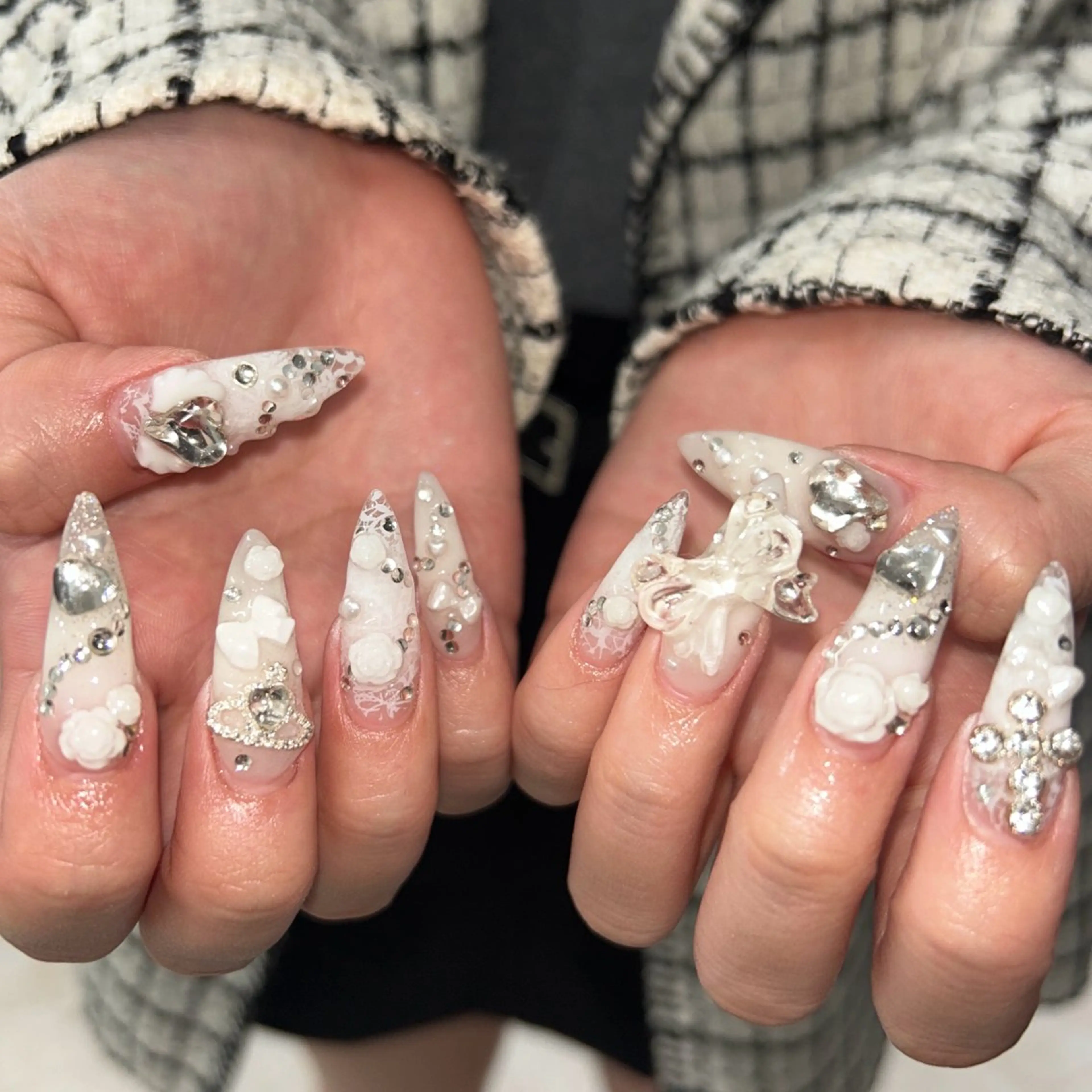 ネイル MODA MANAMIᵕ̈のネイルデザイン