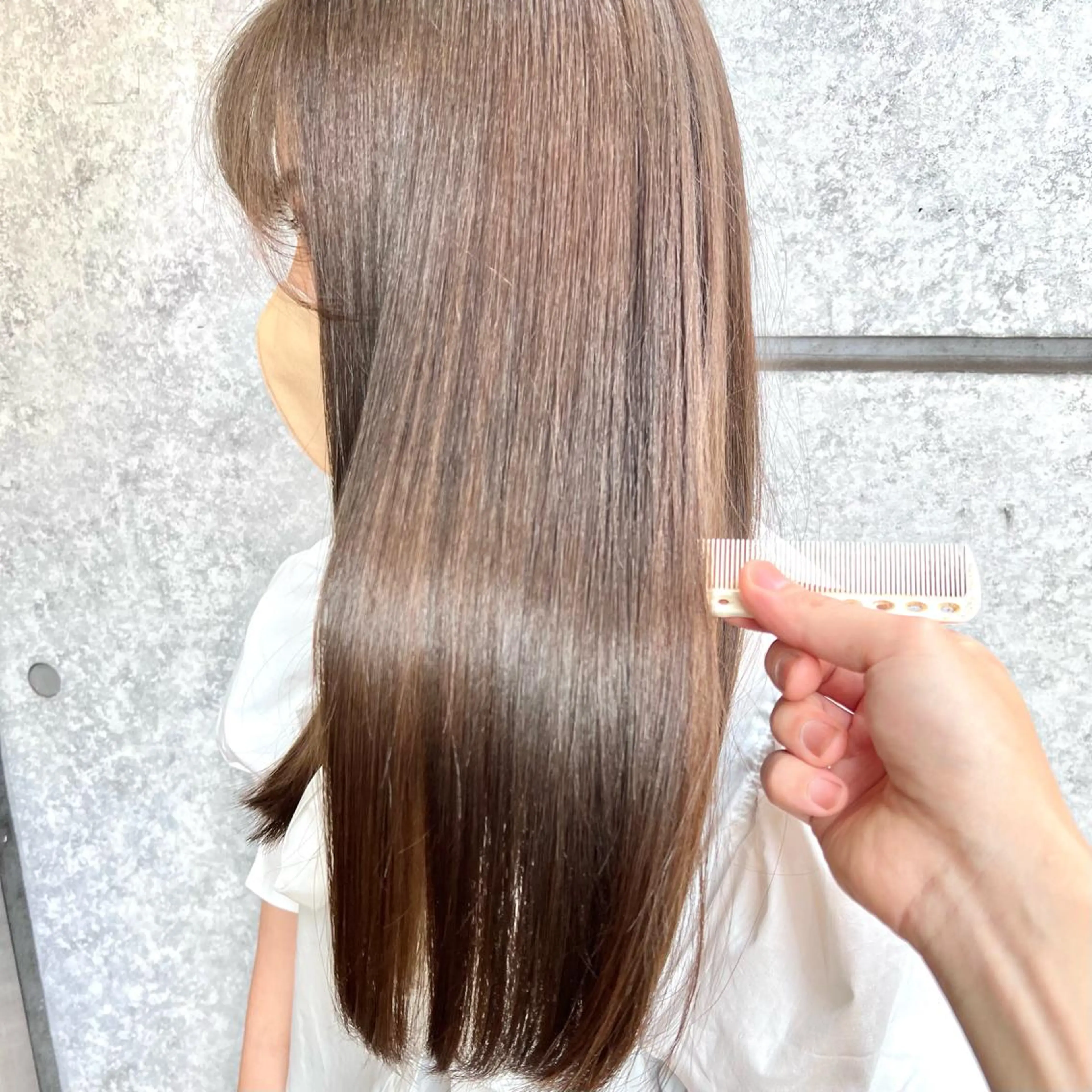 セミロング カラー カット ヘアカラー トリートメント 癖毛救済✂️ボブ /髪質改善ストレートのヘアスタイル